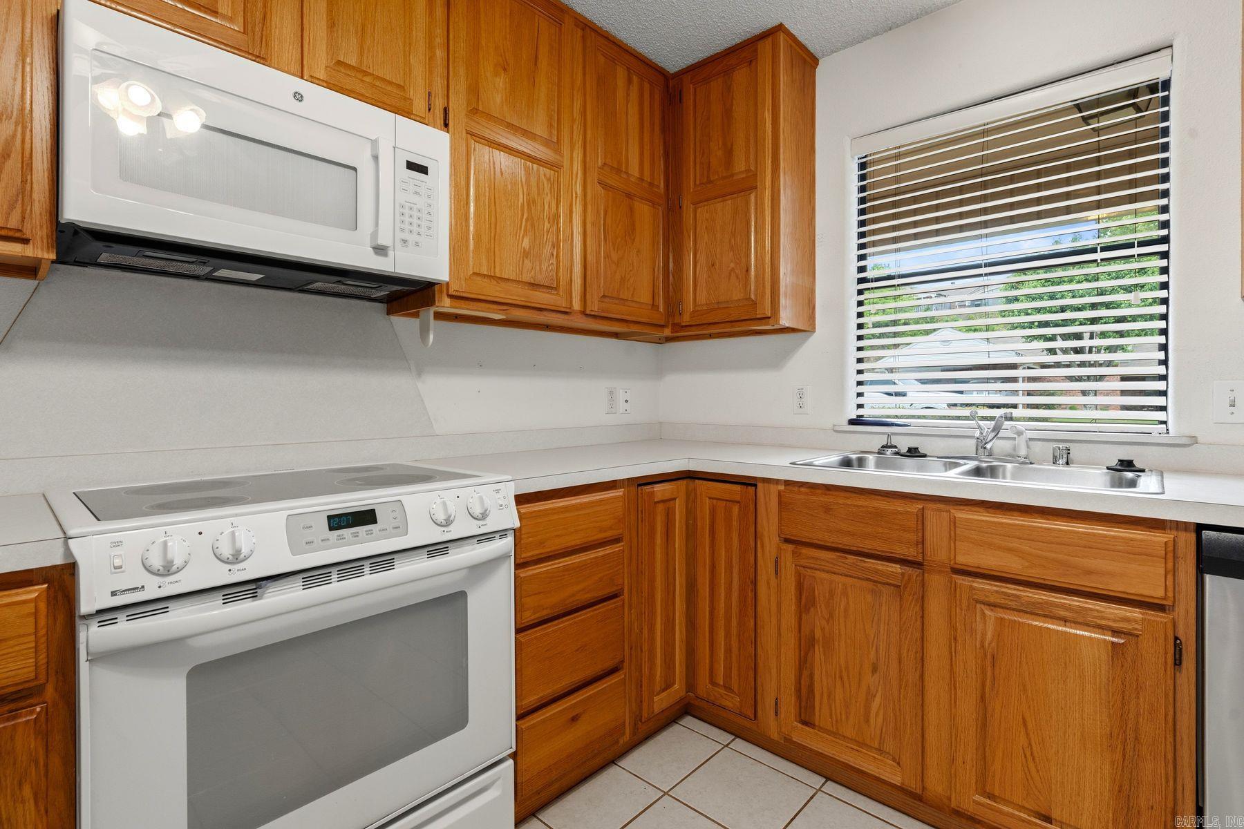 500 Pakis Street, Unit 20-A