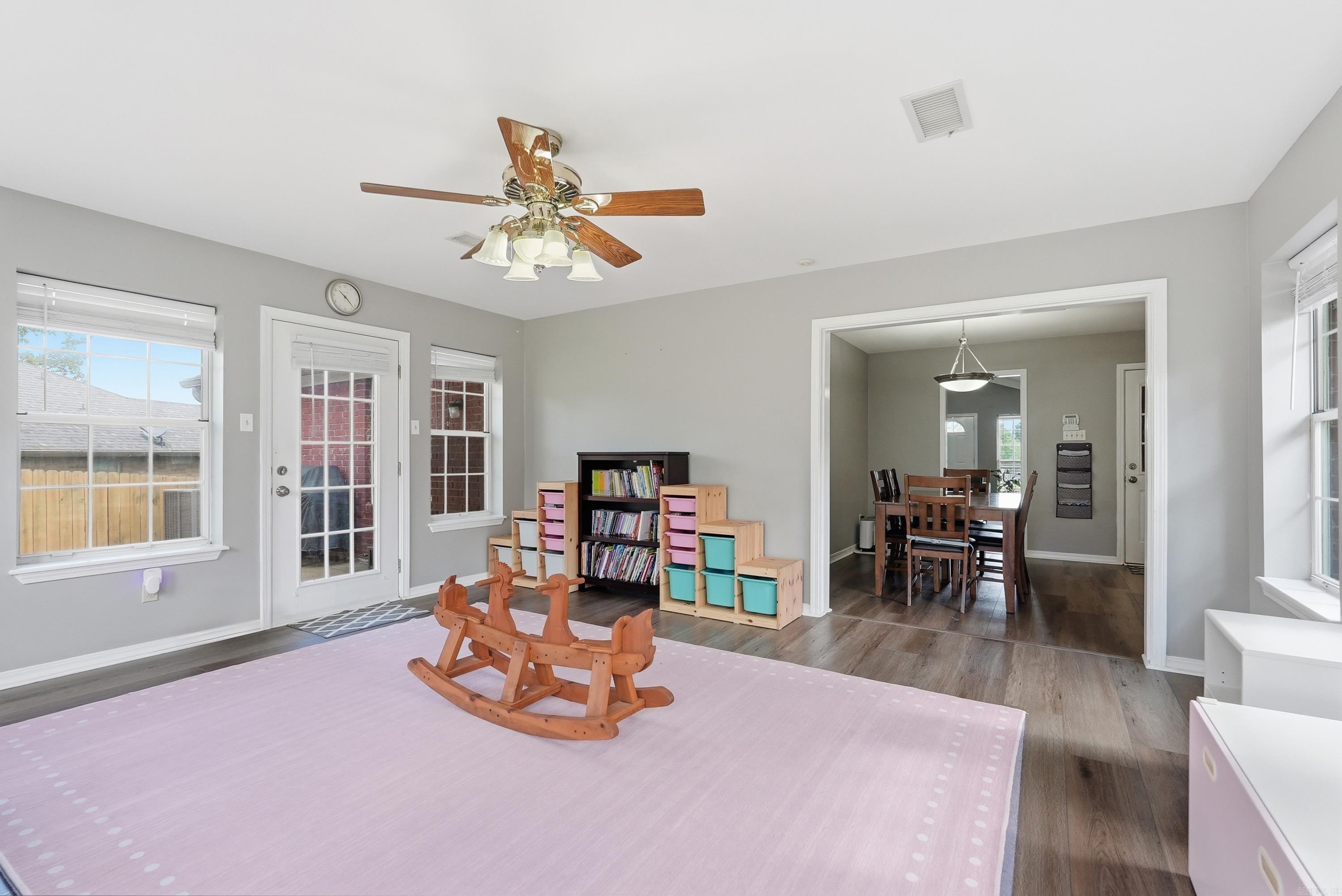 20 Emerald Drive