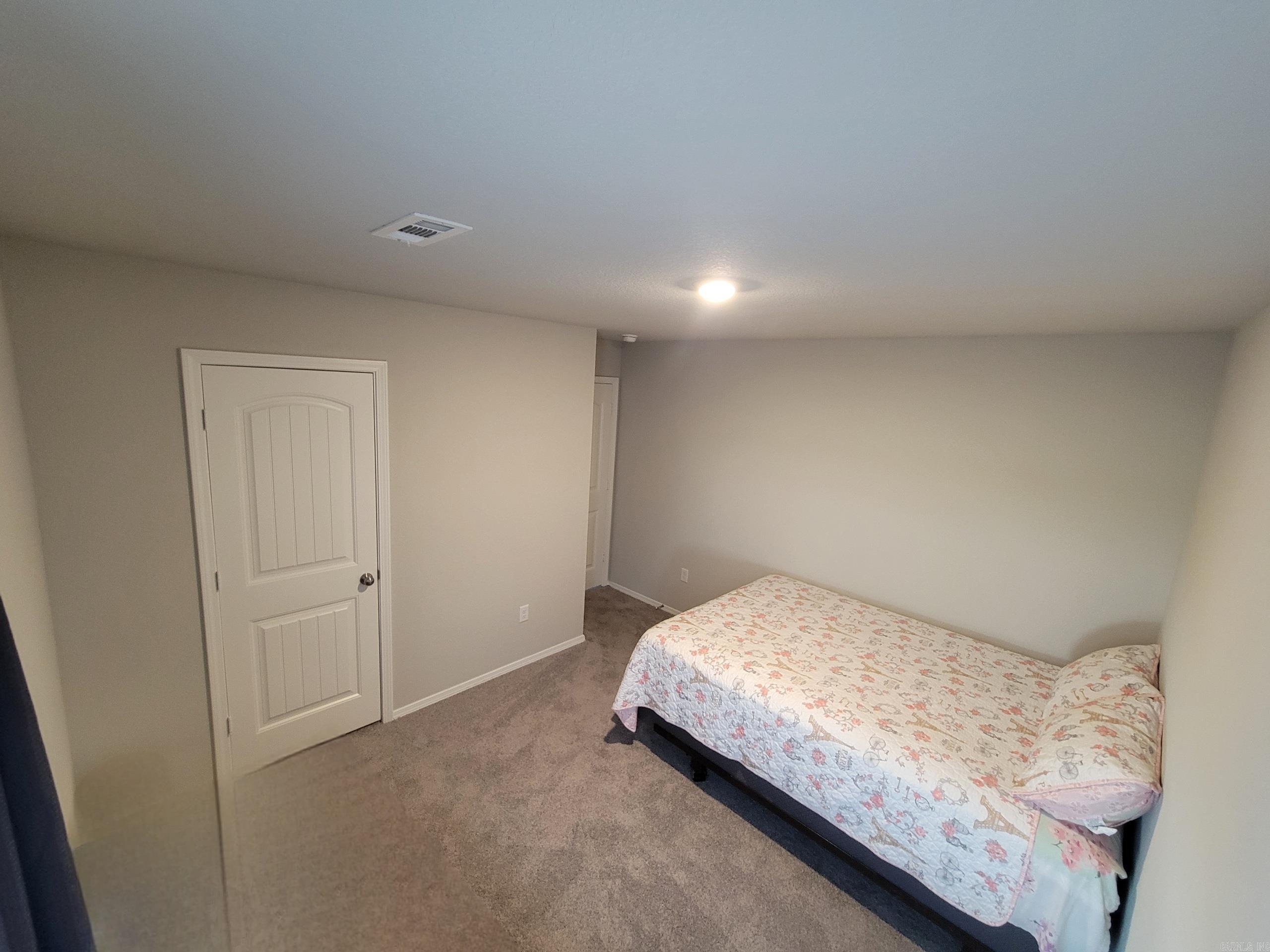 27 Curly Leaf Lane