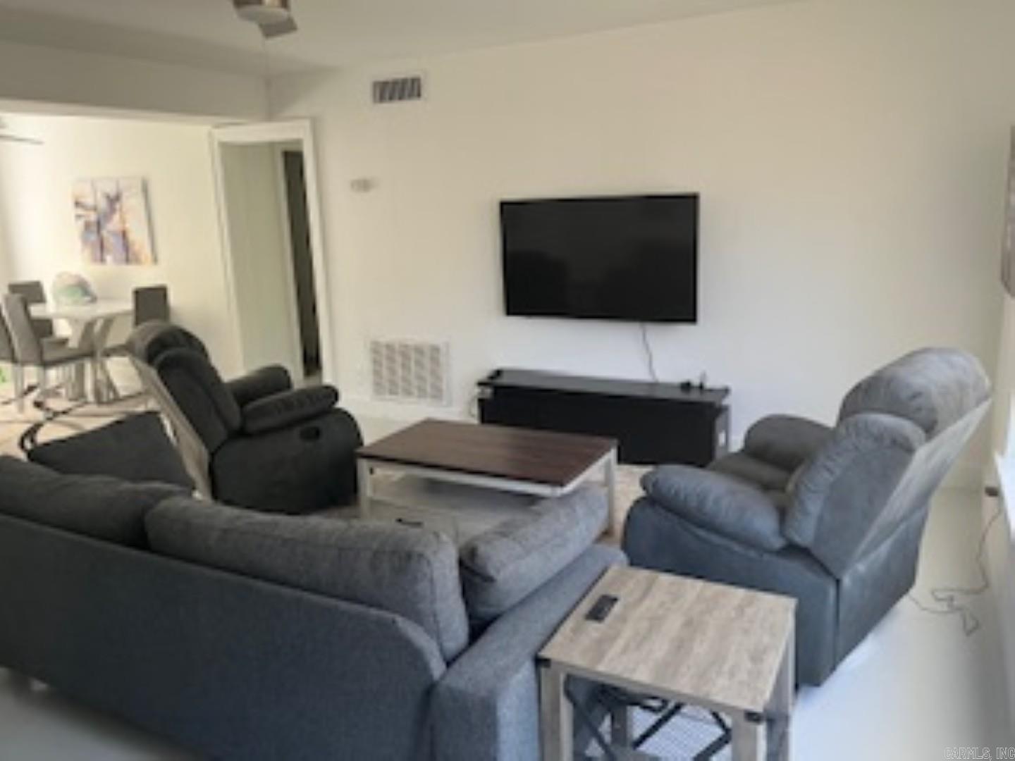 206 DALLAS AVE Dallas Unit: 4