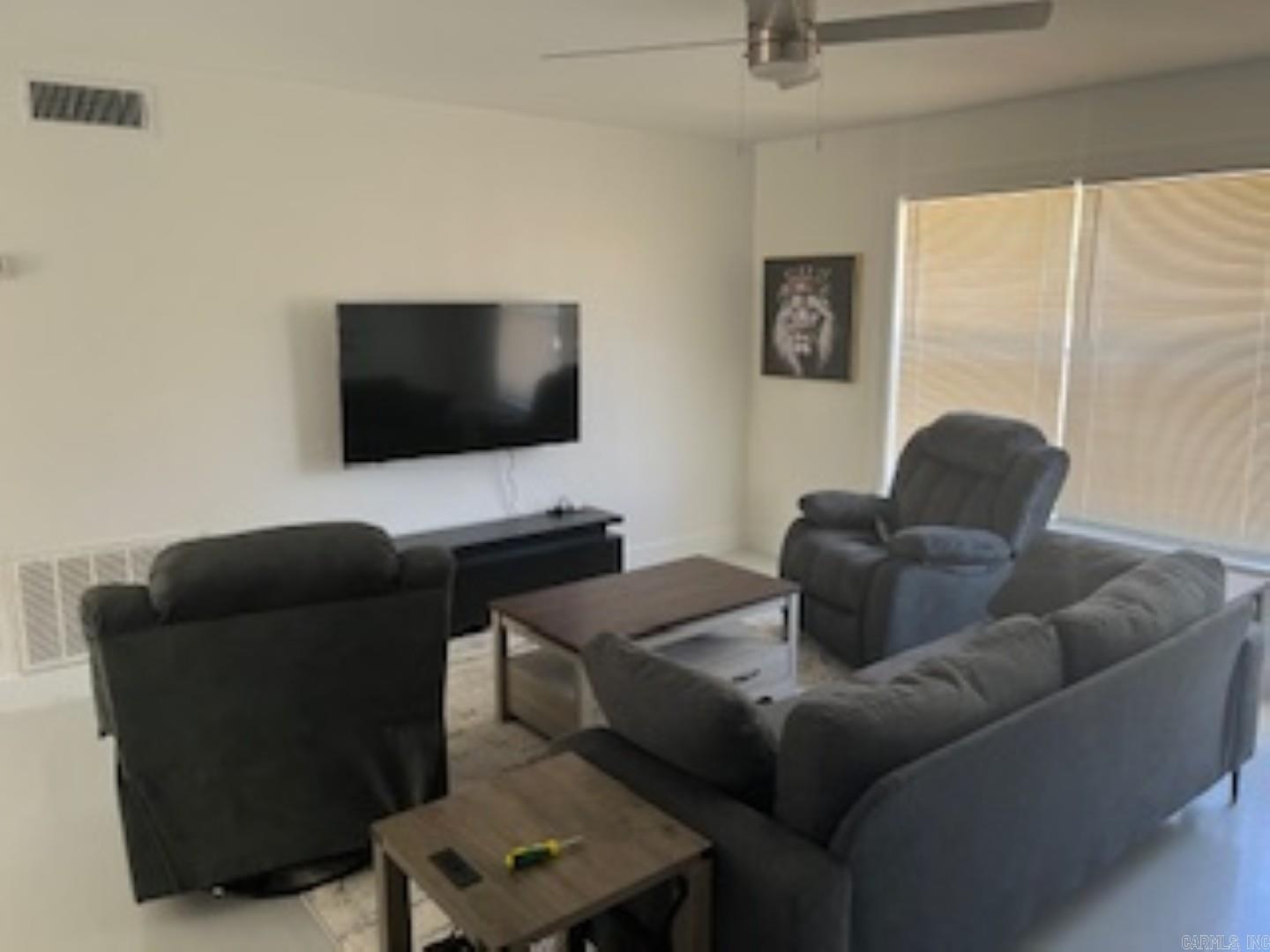 206 DALLAS AVE Dallas Unit: 4