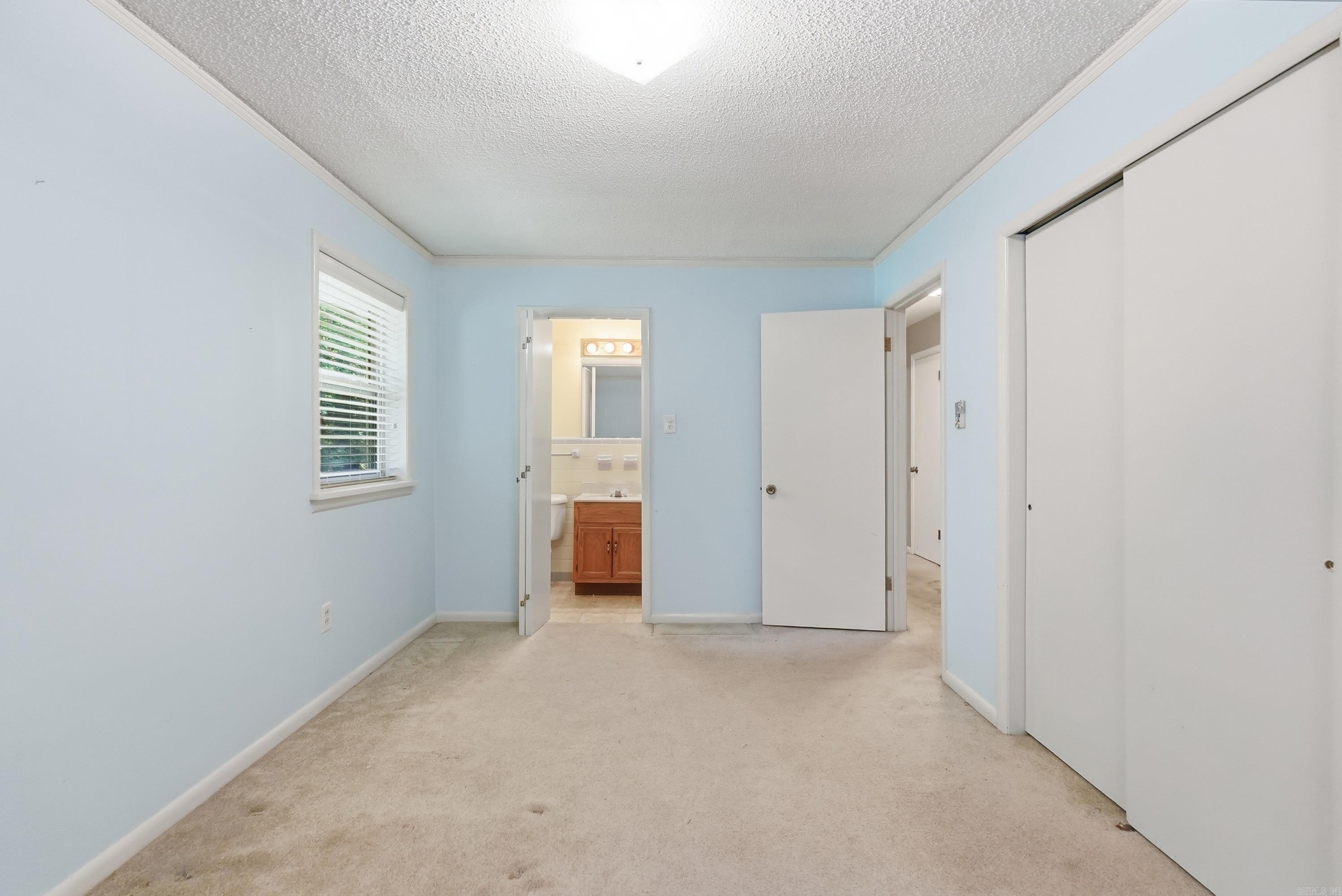 1611 Grove Hill Road