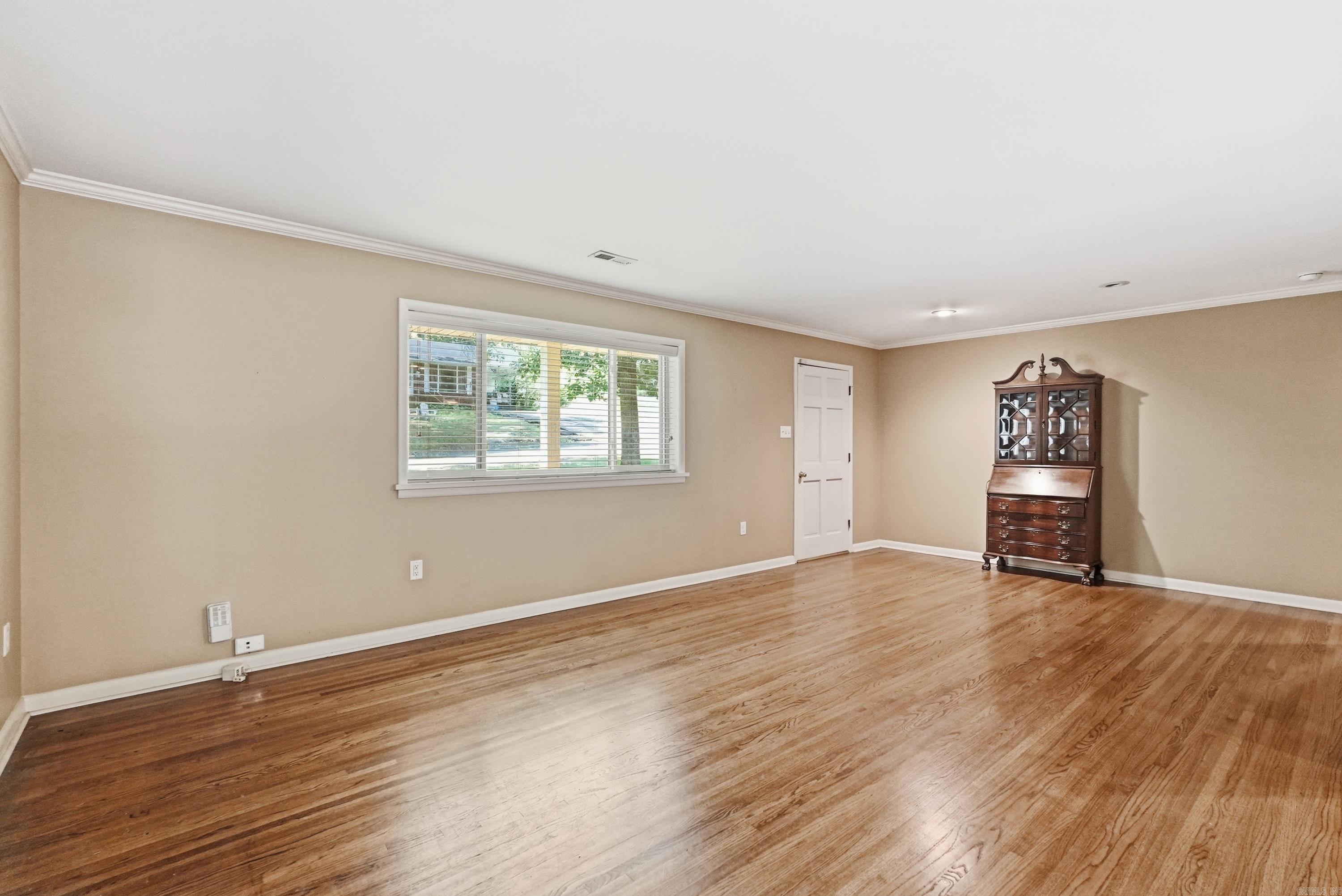 1611 Grove Hill Road