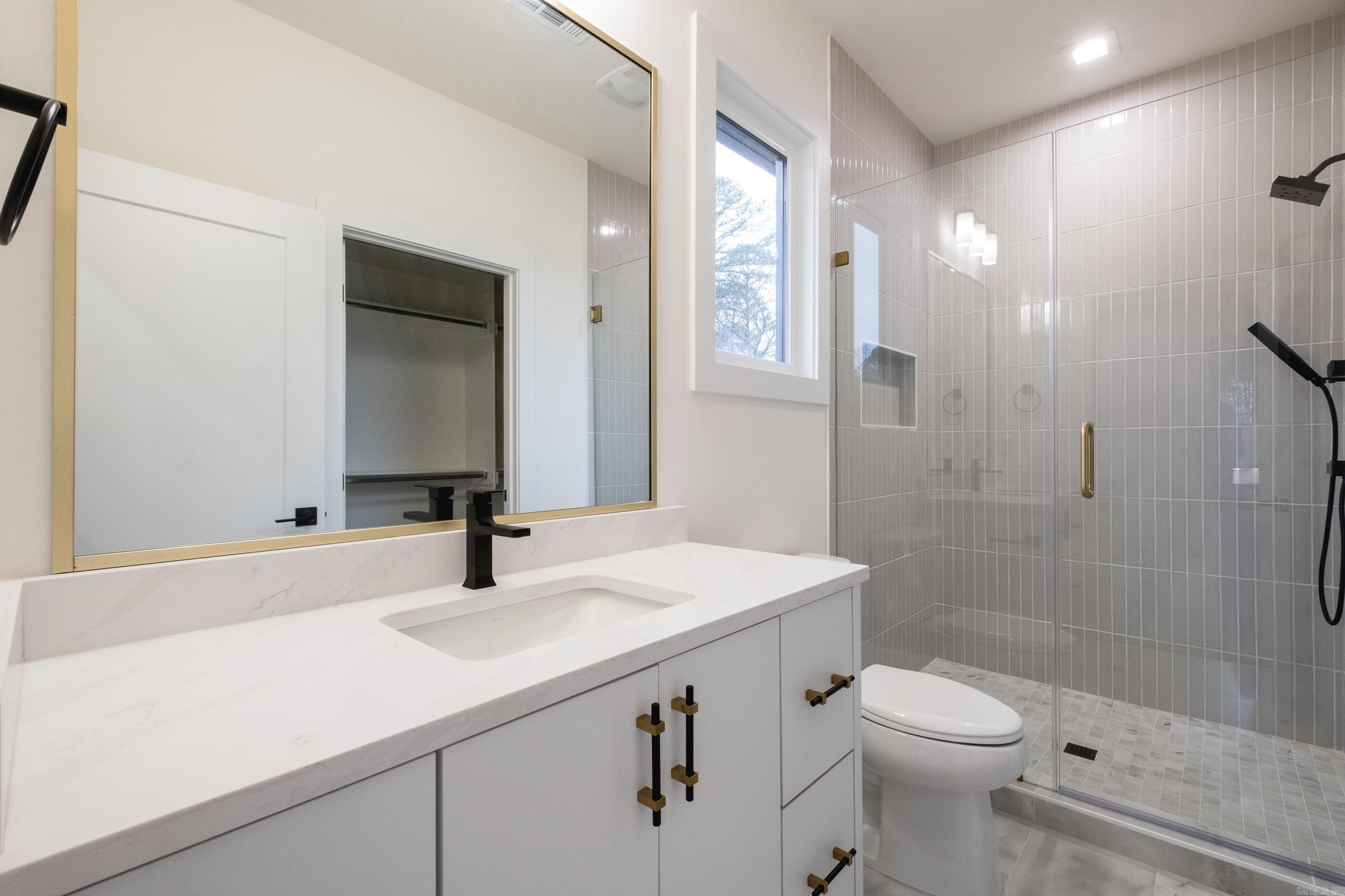 32 Mereville Place