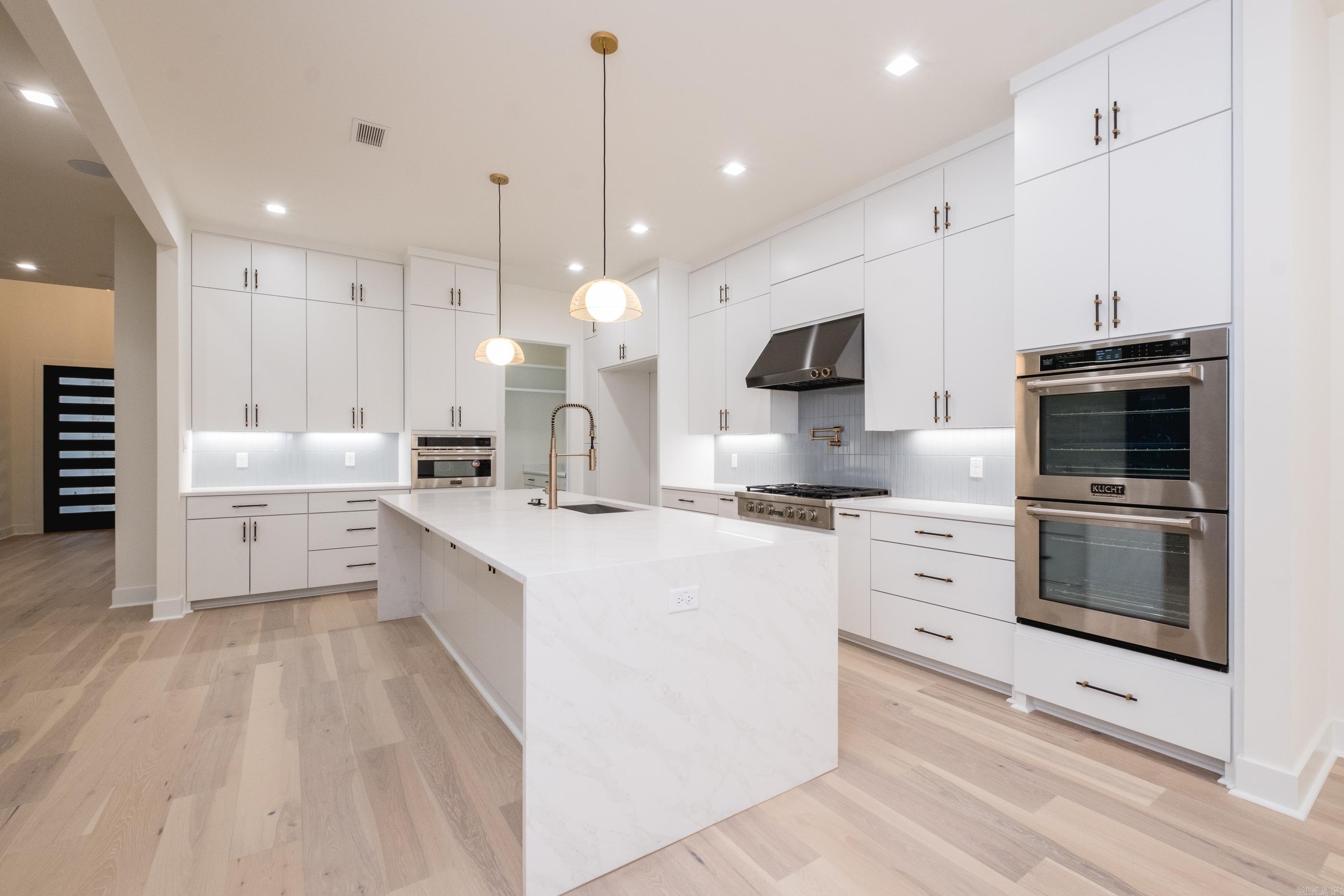 32 Mereville Place