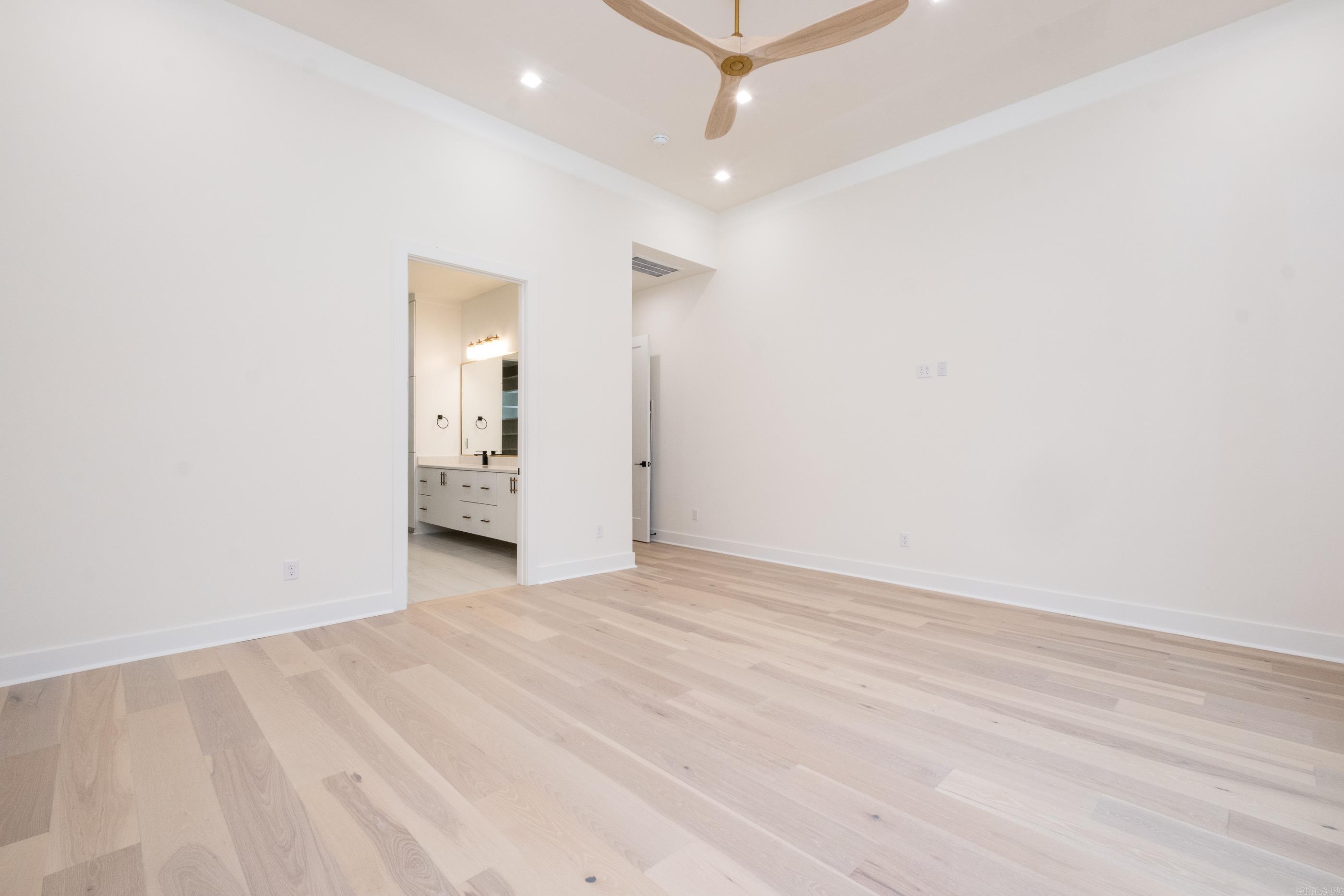 32 Mereville Place