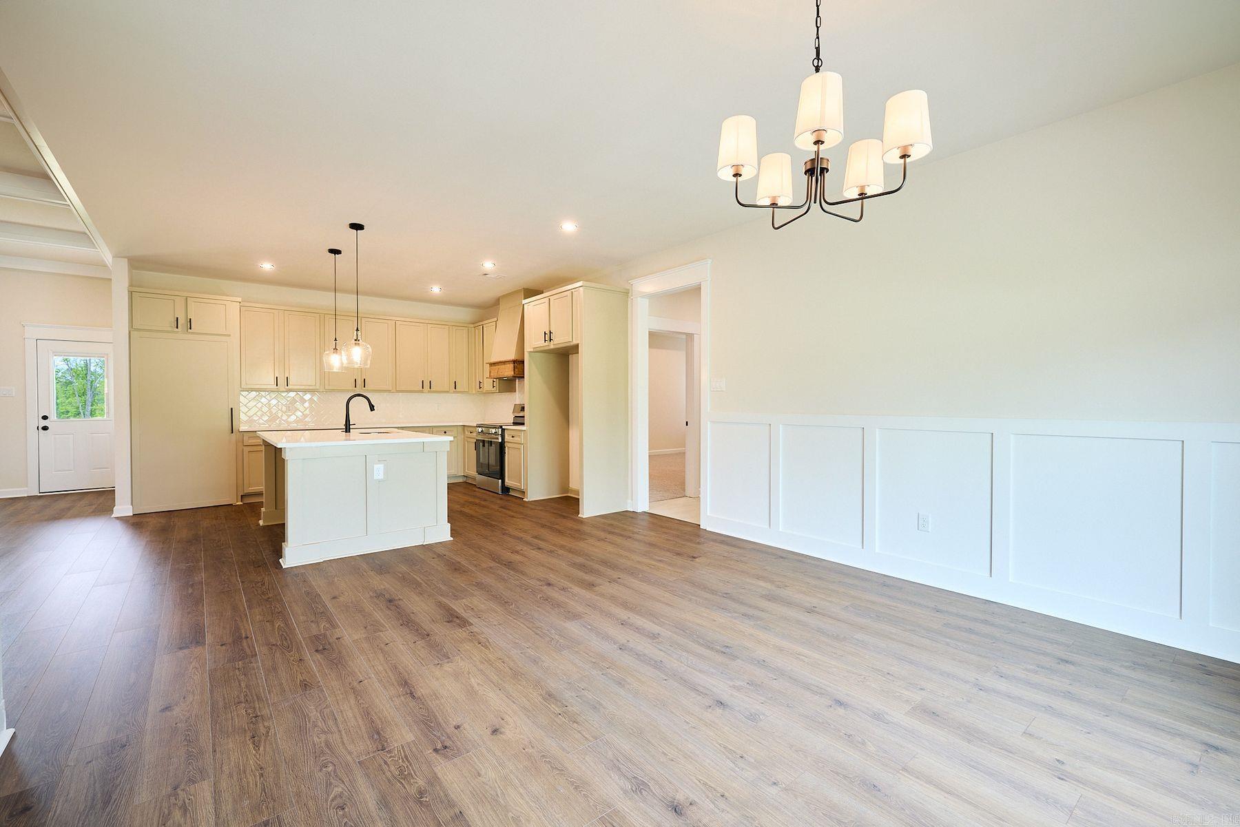 10573 W Miller Sardis Road