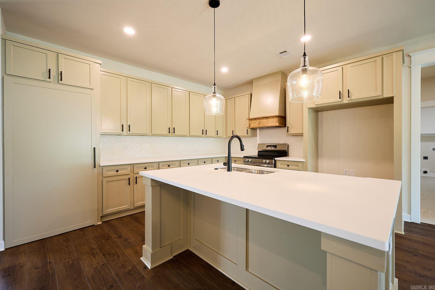 10573 W Miller Sardis Road