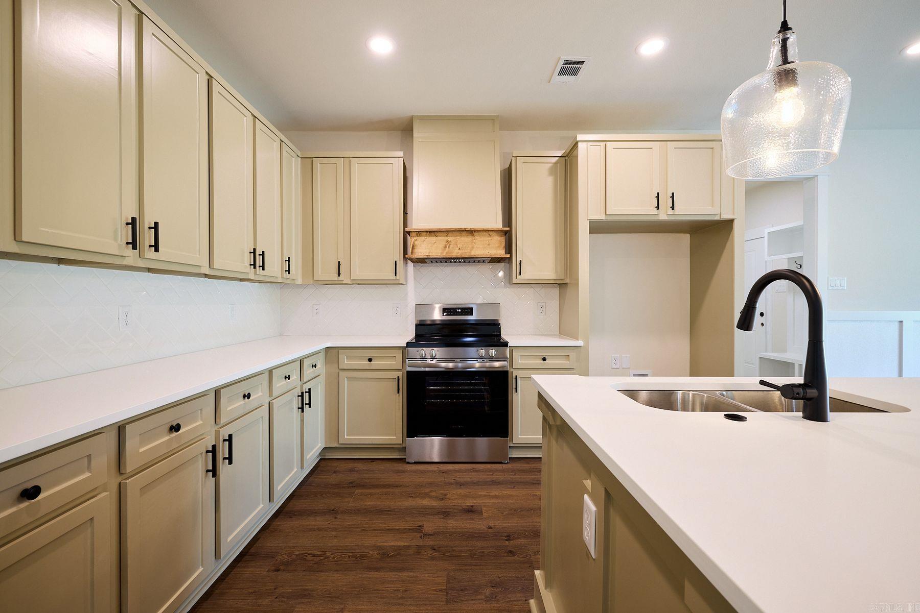 10573 W Miller Sardis Road