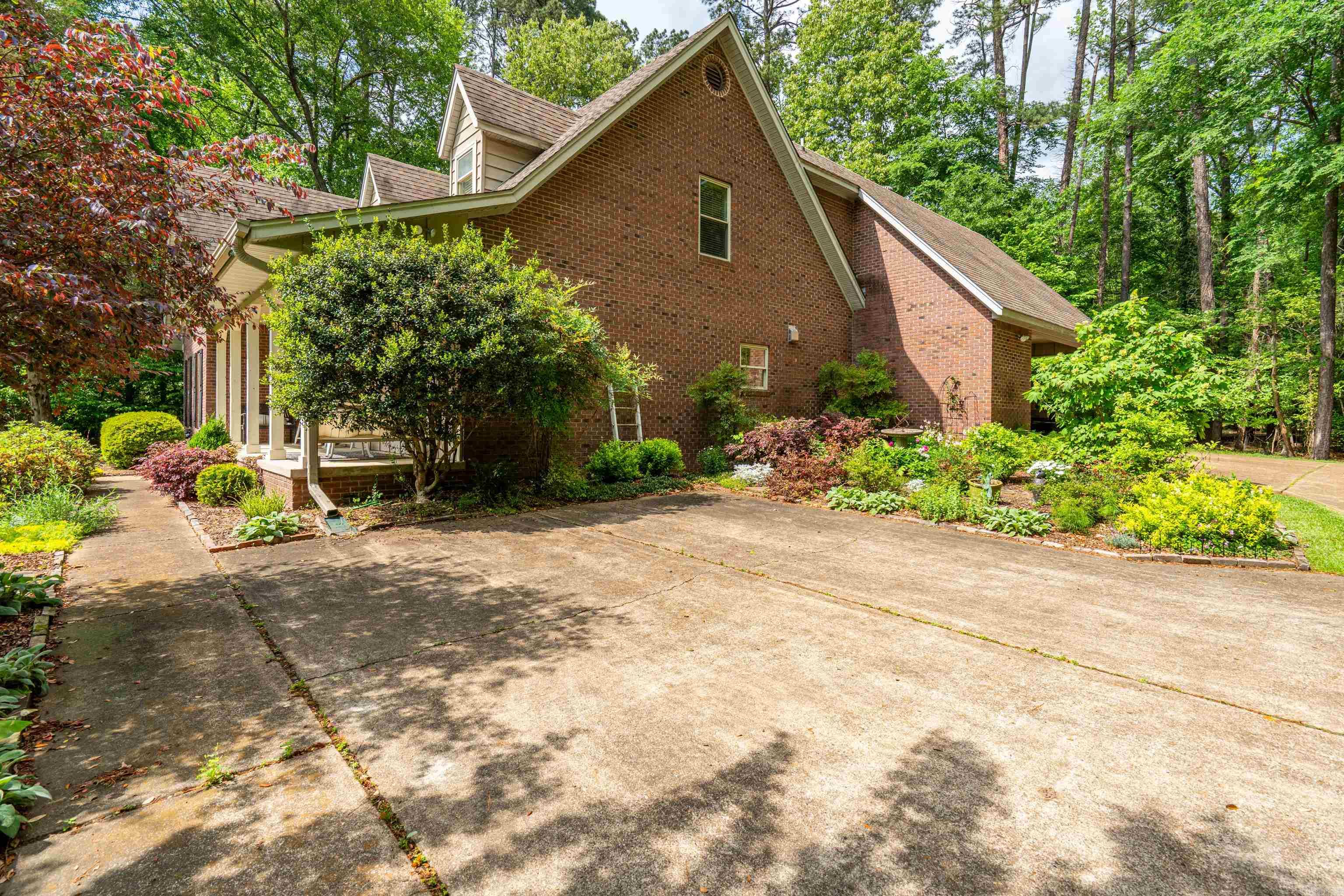 1502 Millcreek Drive