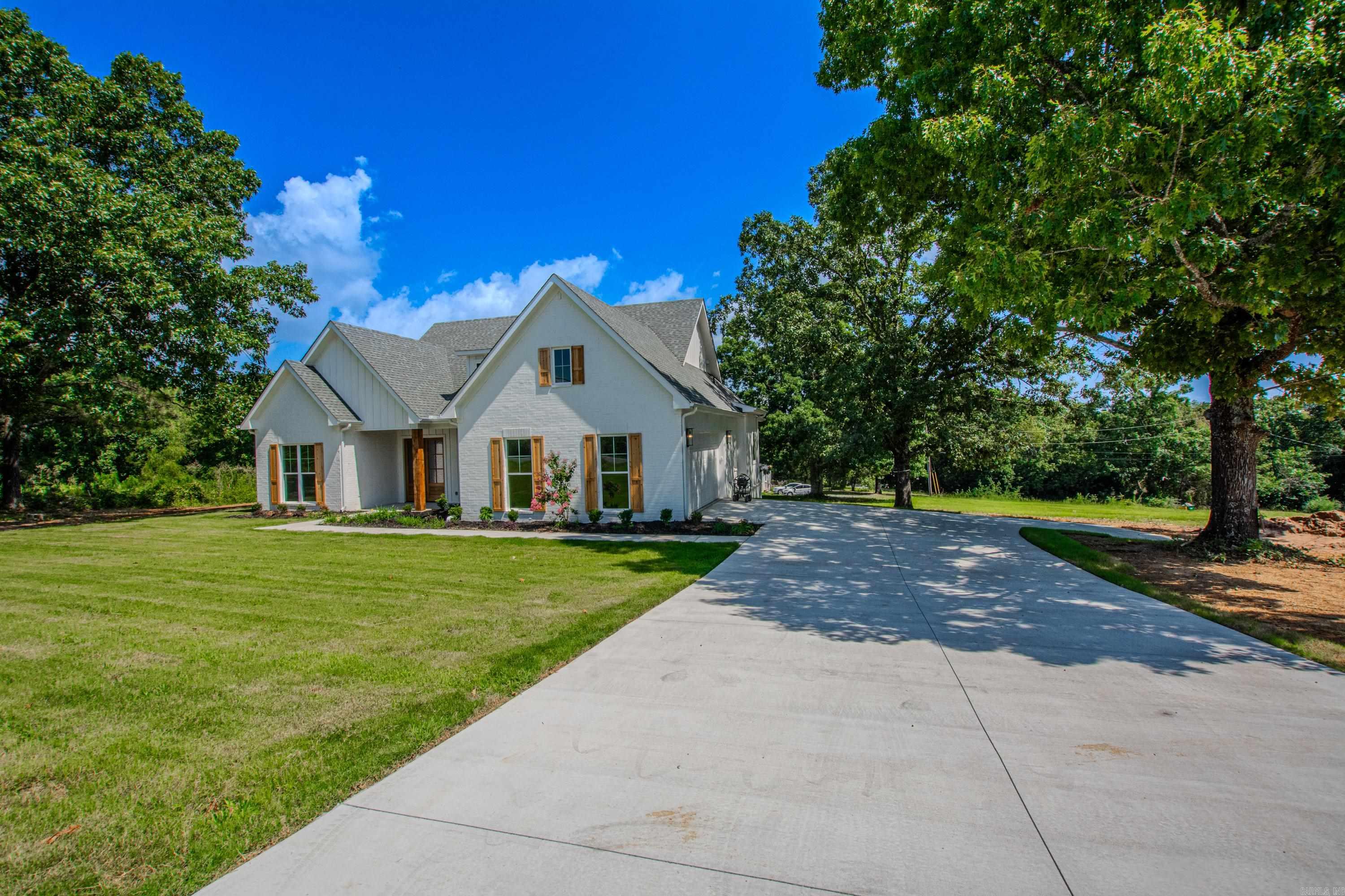 221 E Justice Rd.