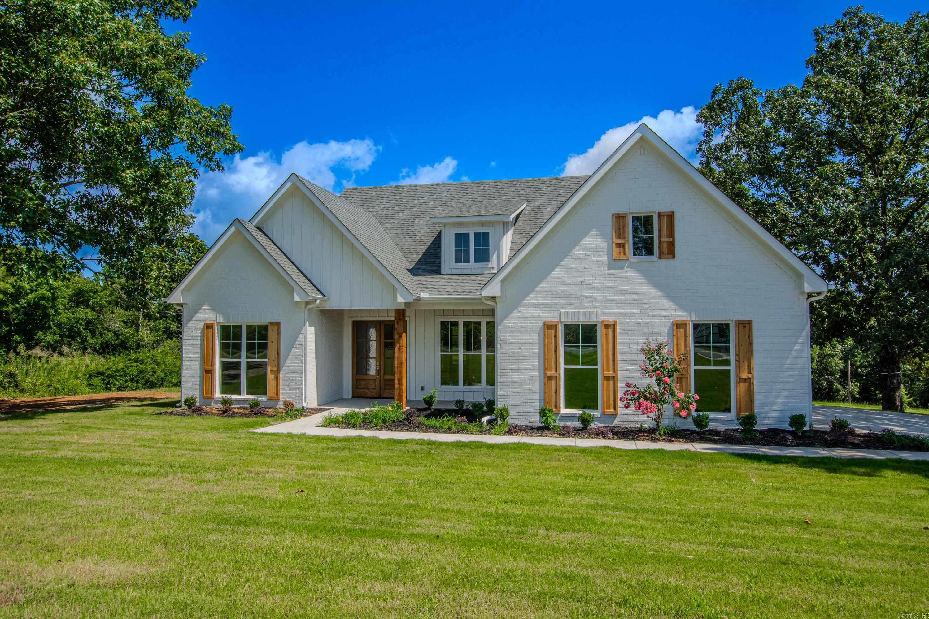 221 E Justice Rd.