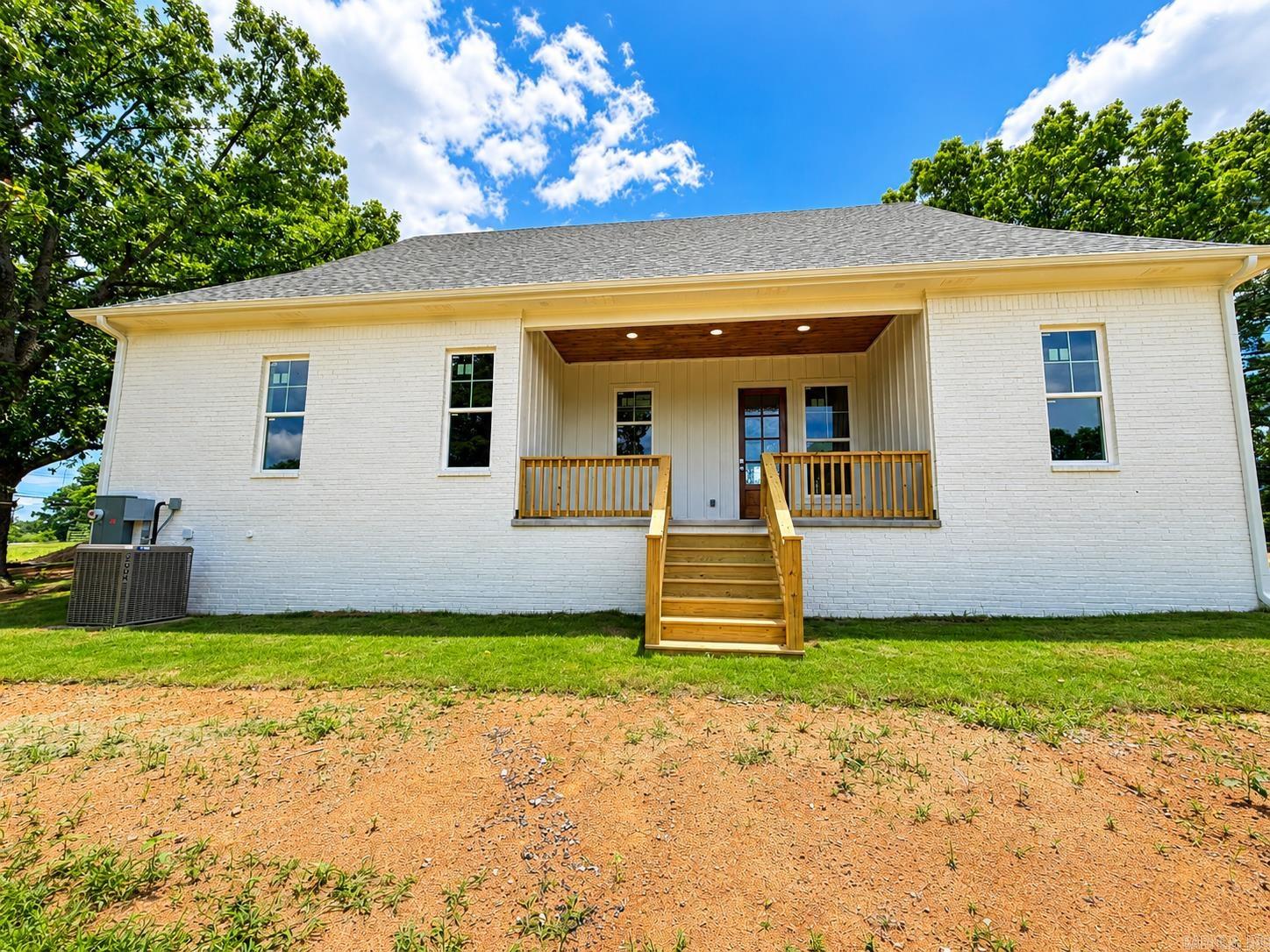 221 E Justice Rd.