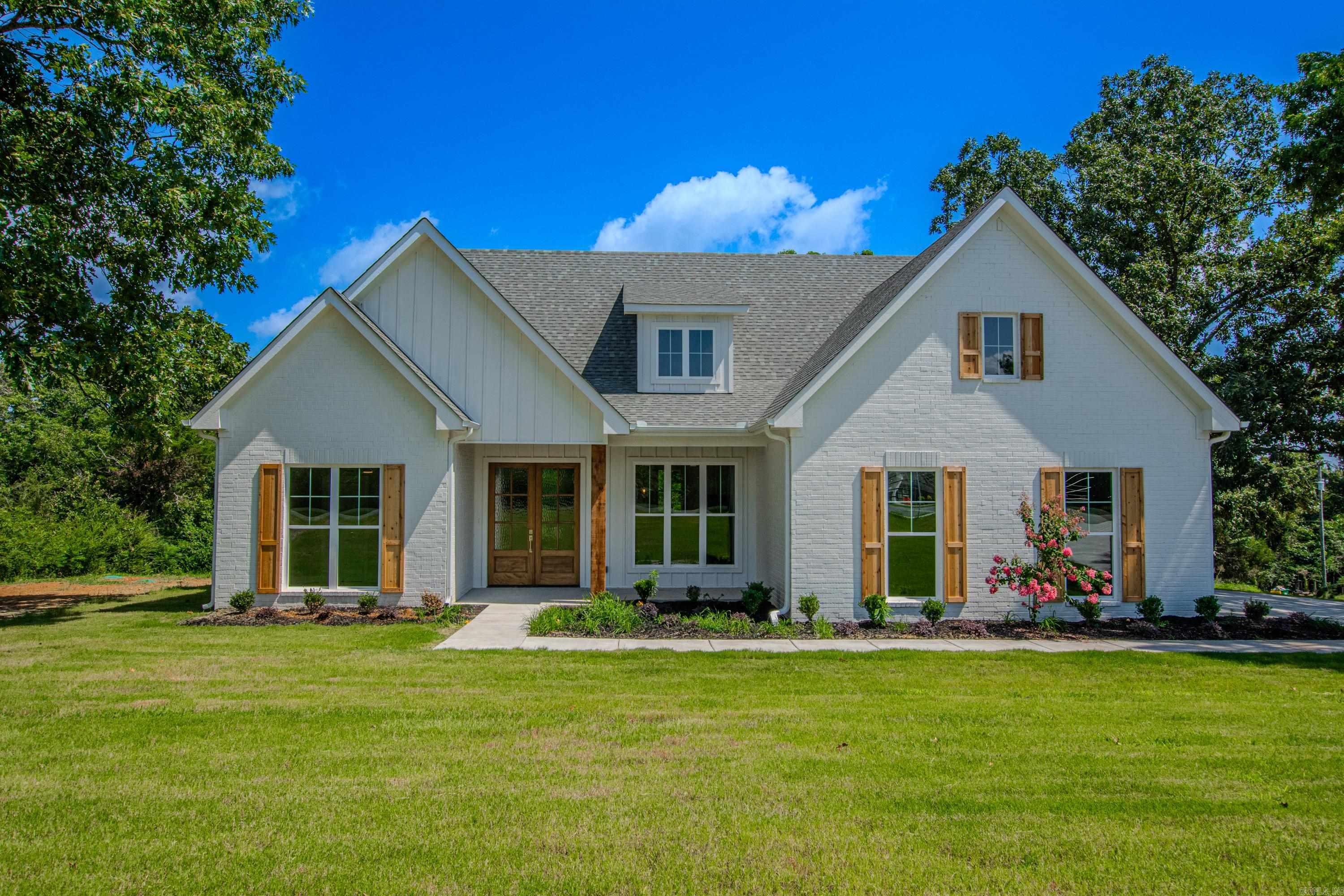 221 E Justice Rd.