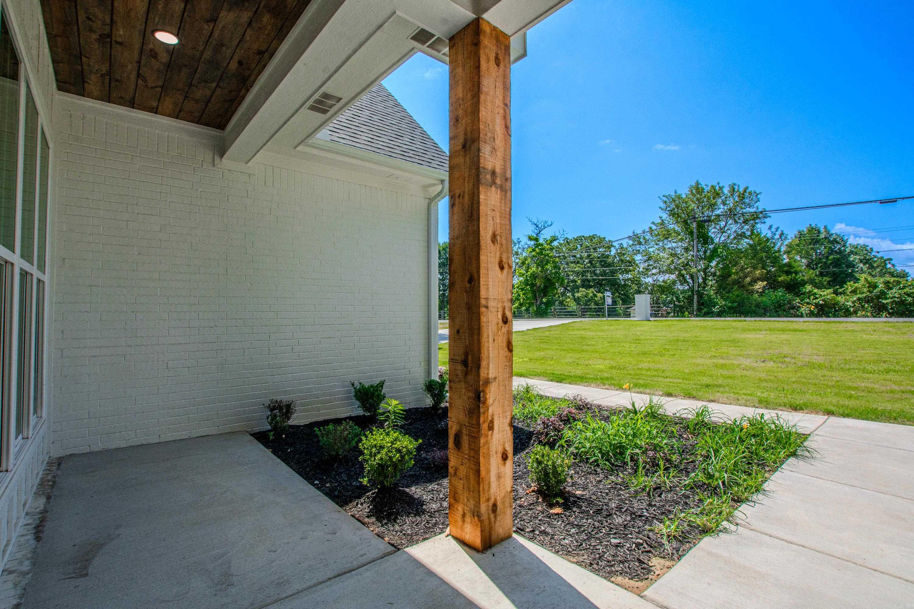 221 E Justice Rd.
