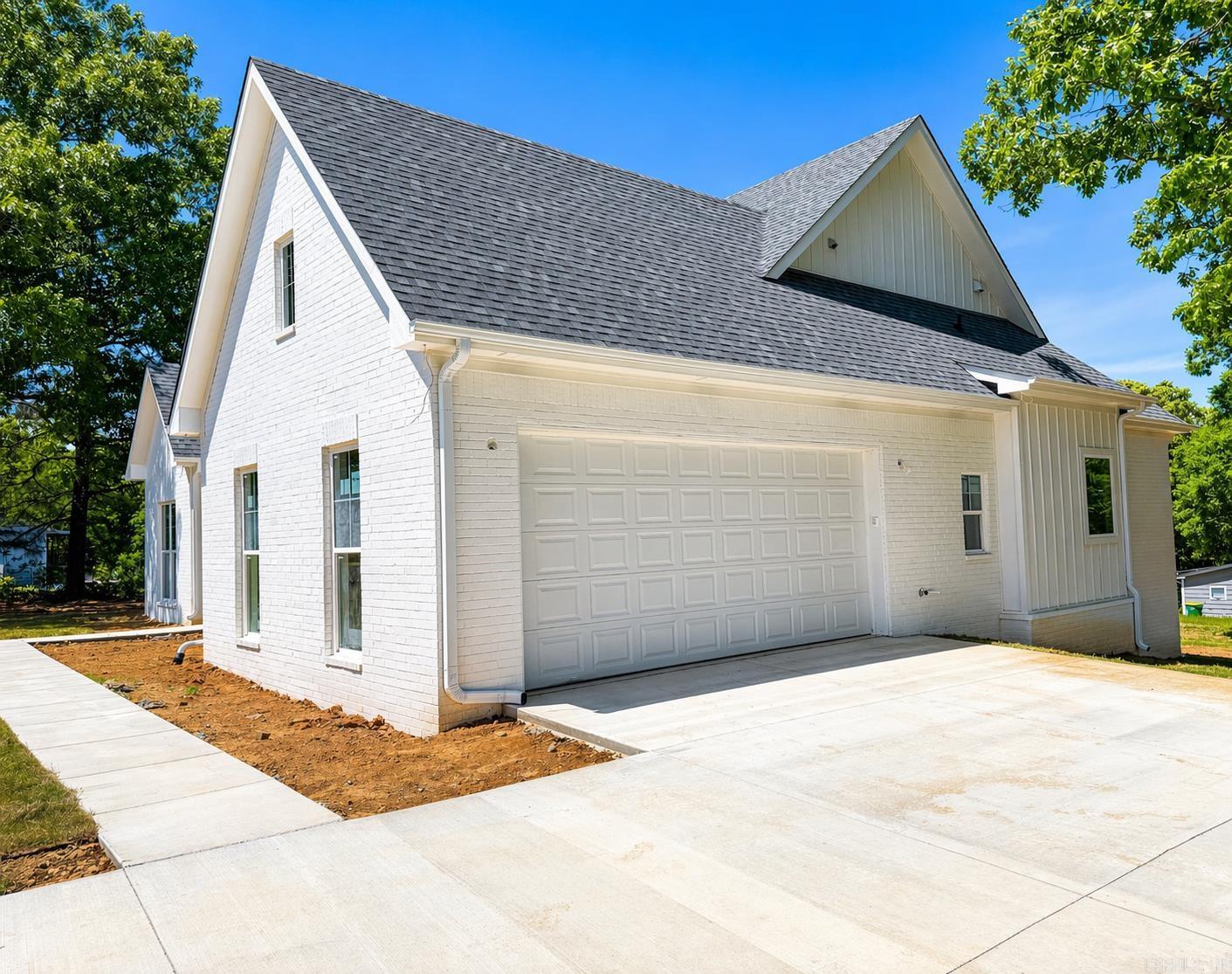 221 E Justice Rd.