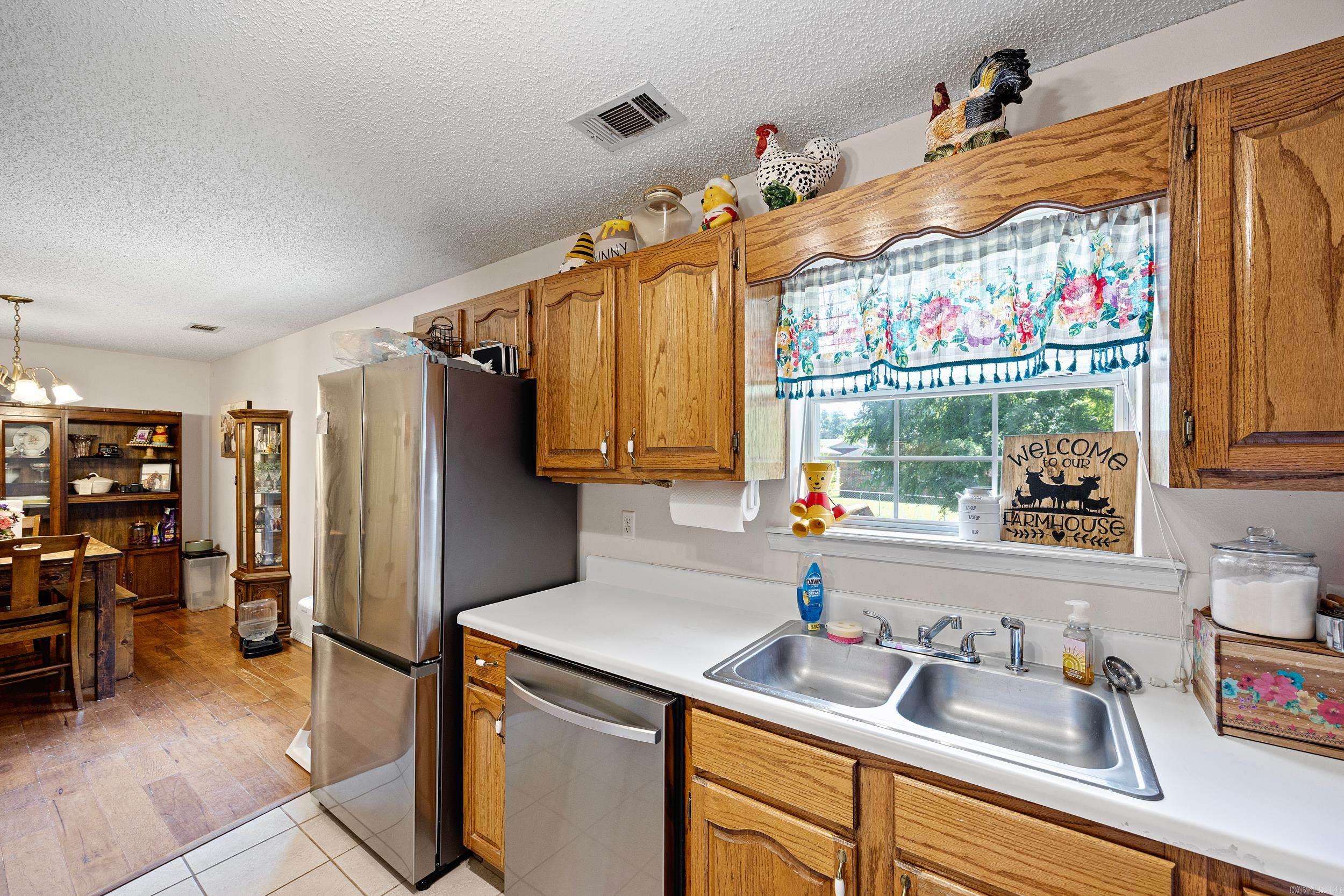80 Kaeli Cove