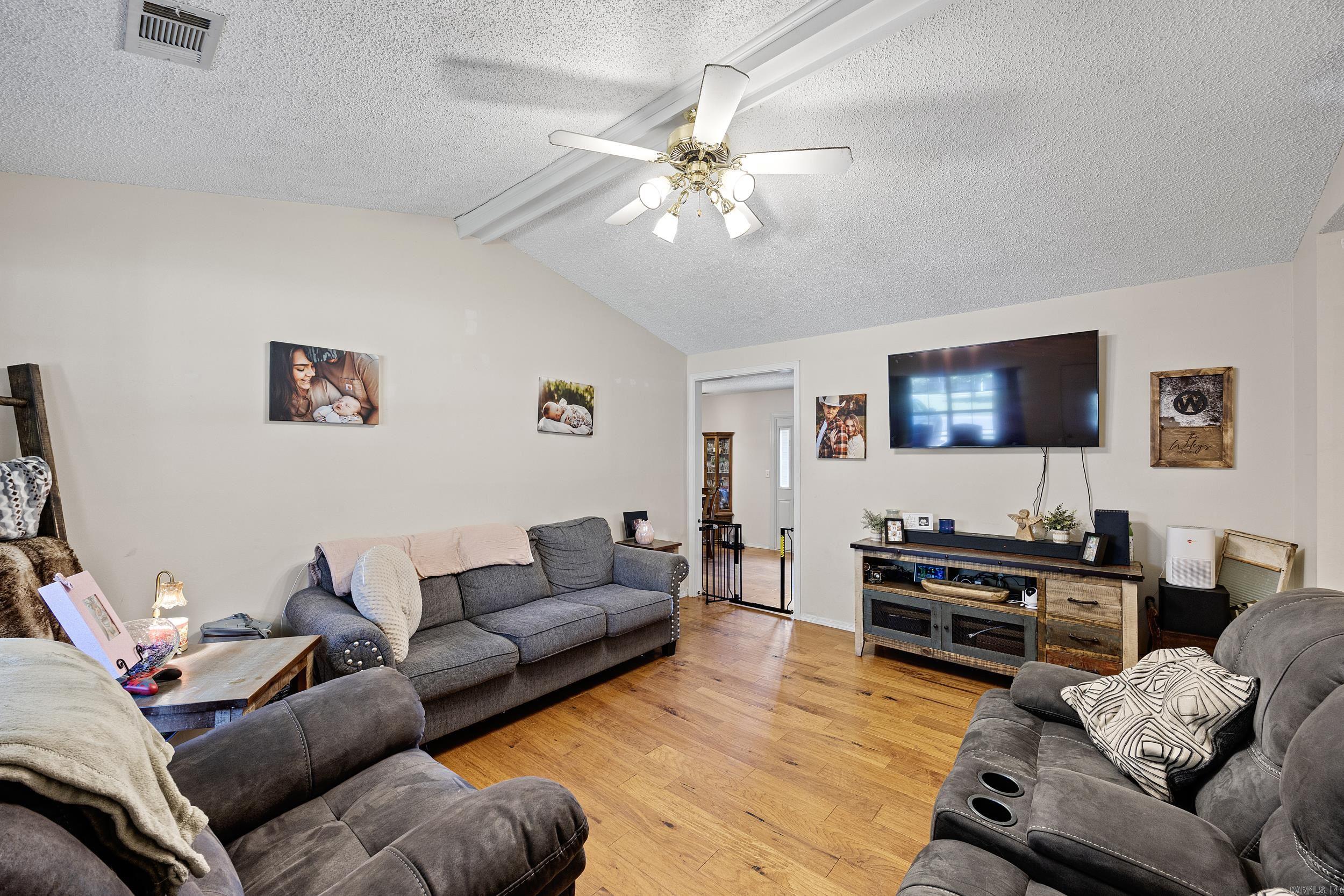 80 Kaeli Cove