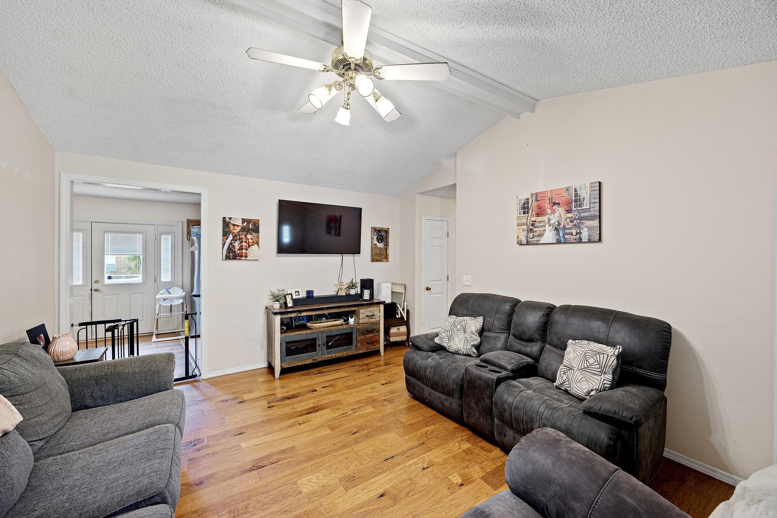 80 Kaeli Cove