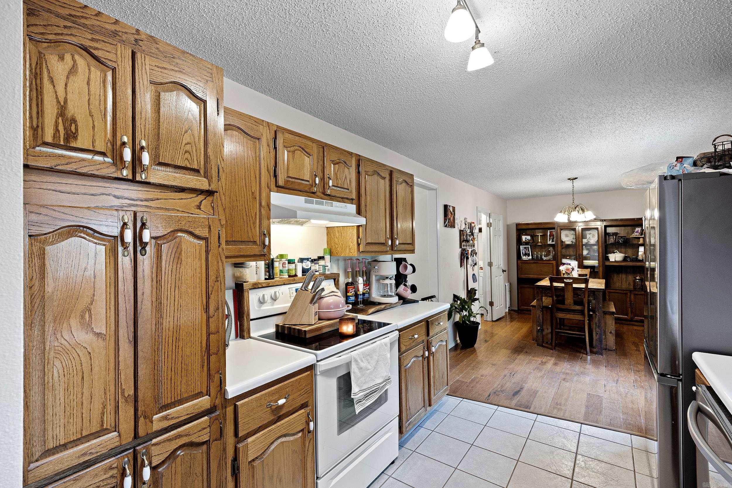 80 Kaeli Cove