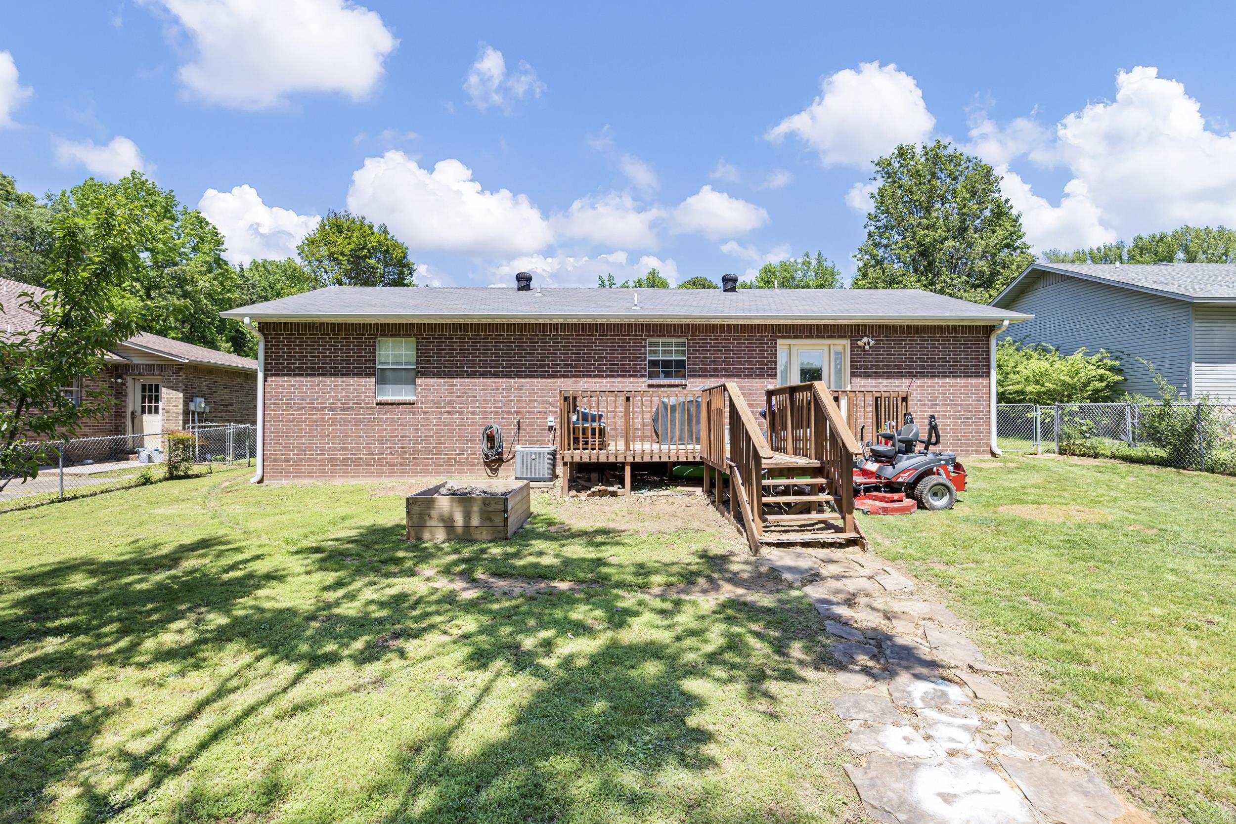 80 Kaeli Cove