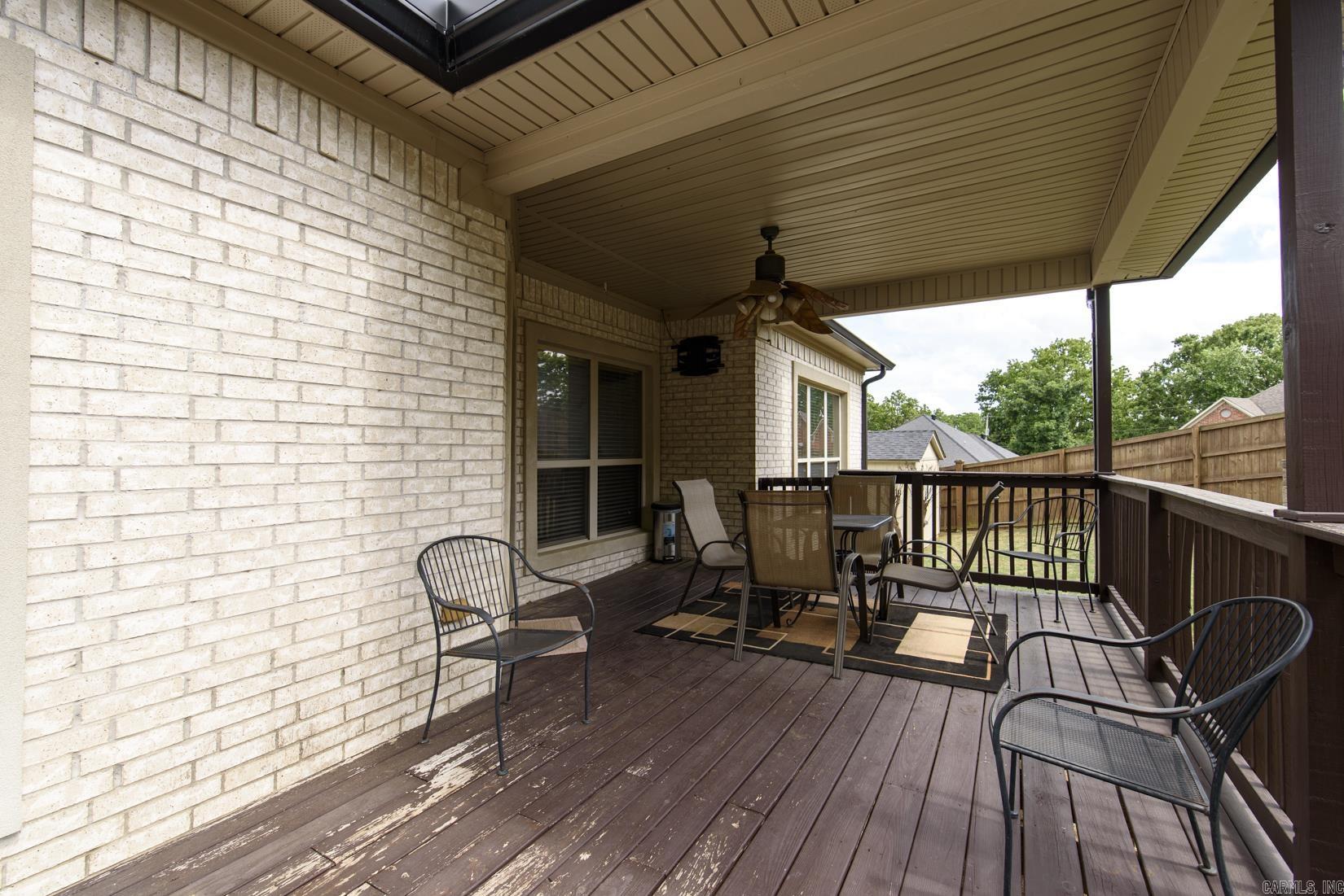 41 Oakbrooke Drive