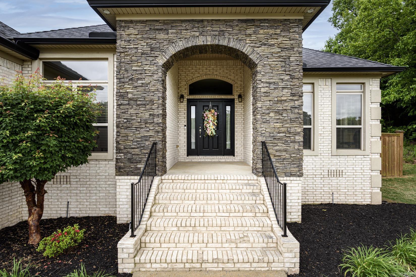 41 Oakbrooke Drive