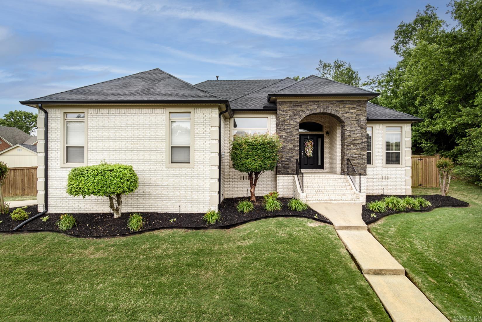 41 Oakbrooke Drive