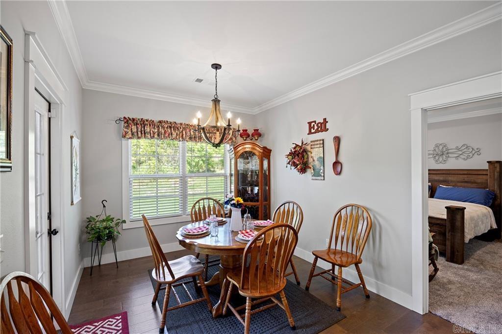 325 Crestwood Lane