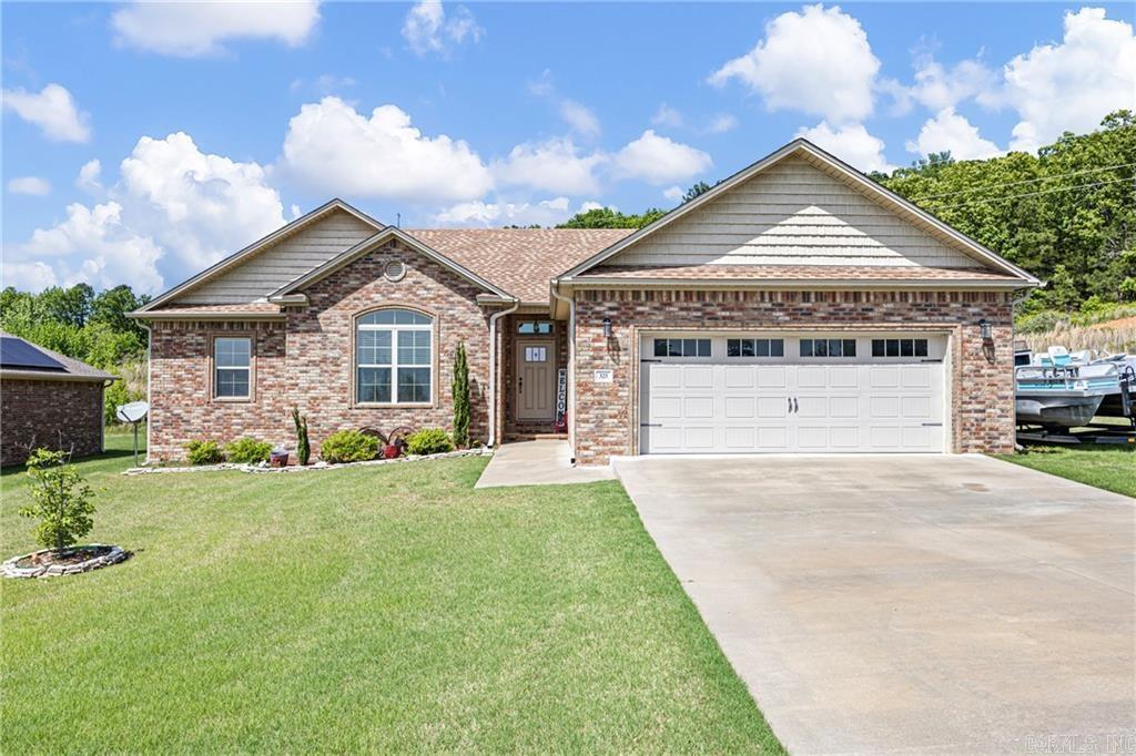 325 Crestwood Lane
