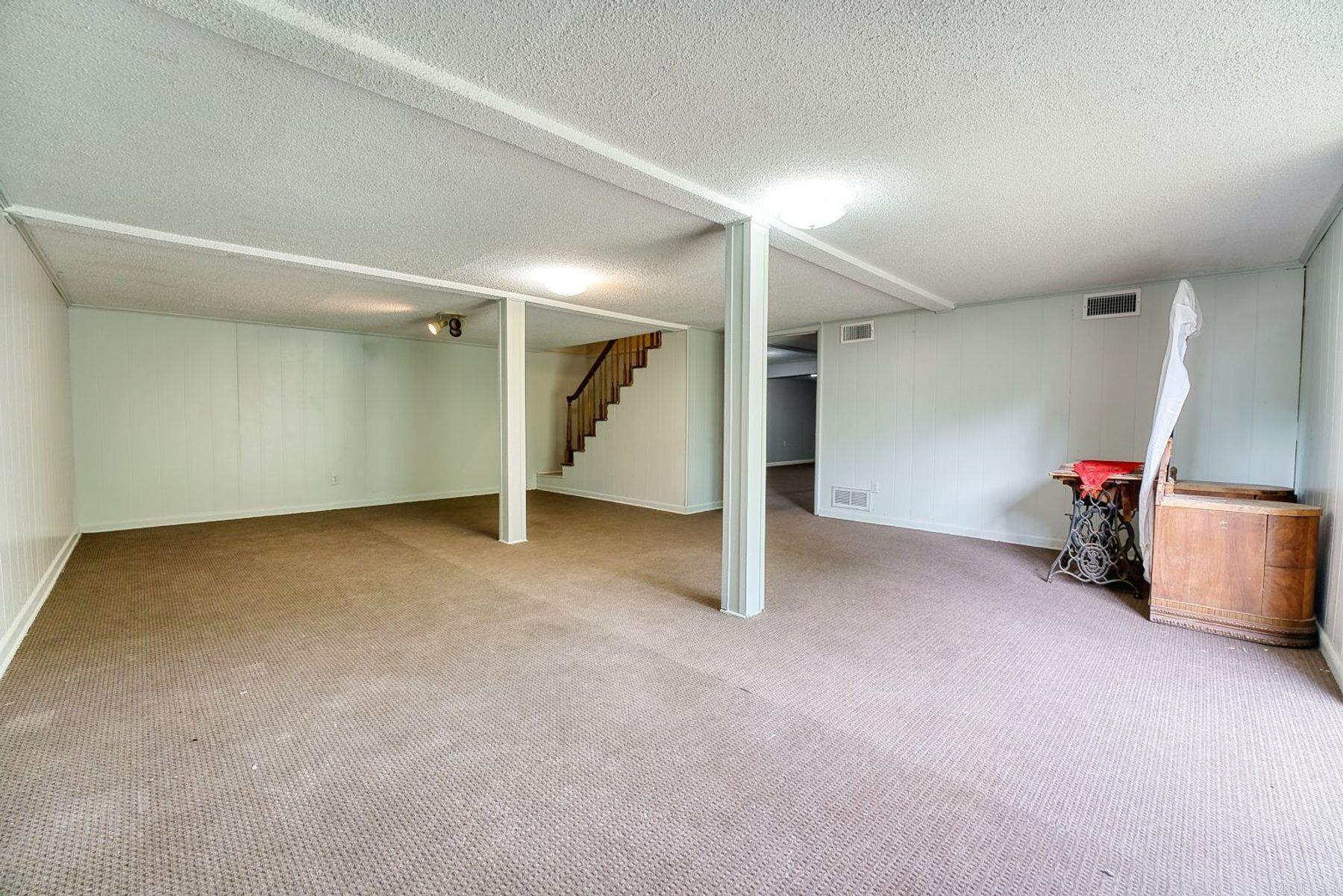 2702 Malvern Avenue