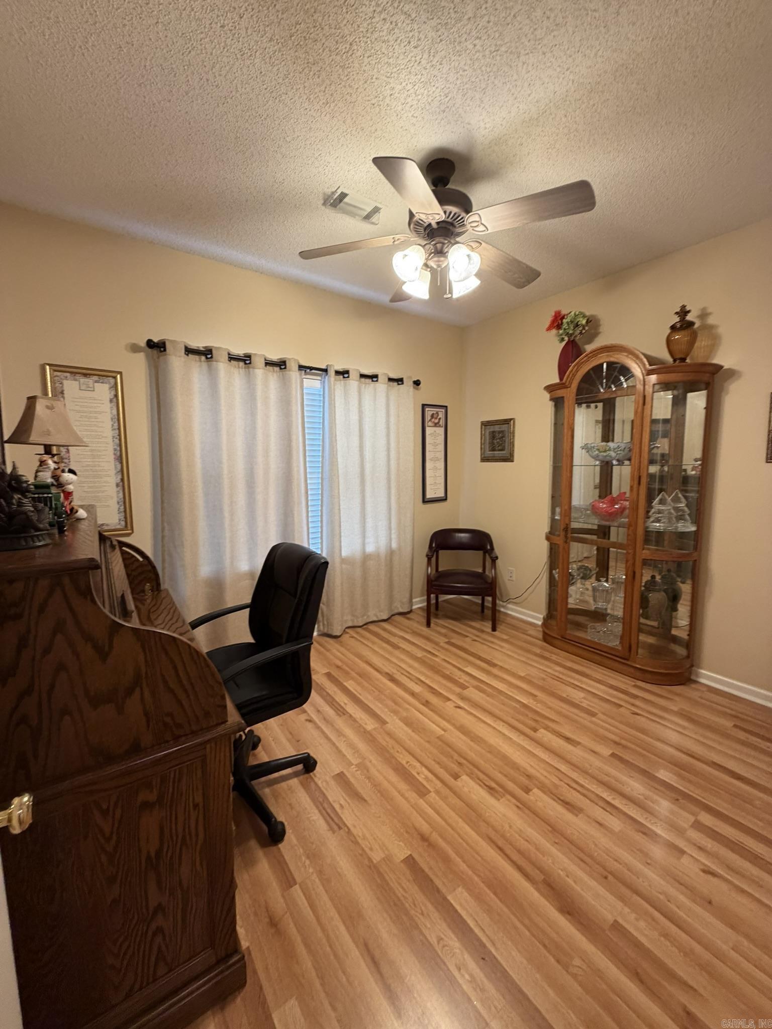 600 Pakis St Unit: 4