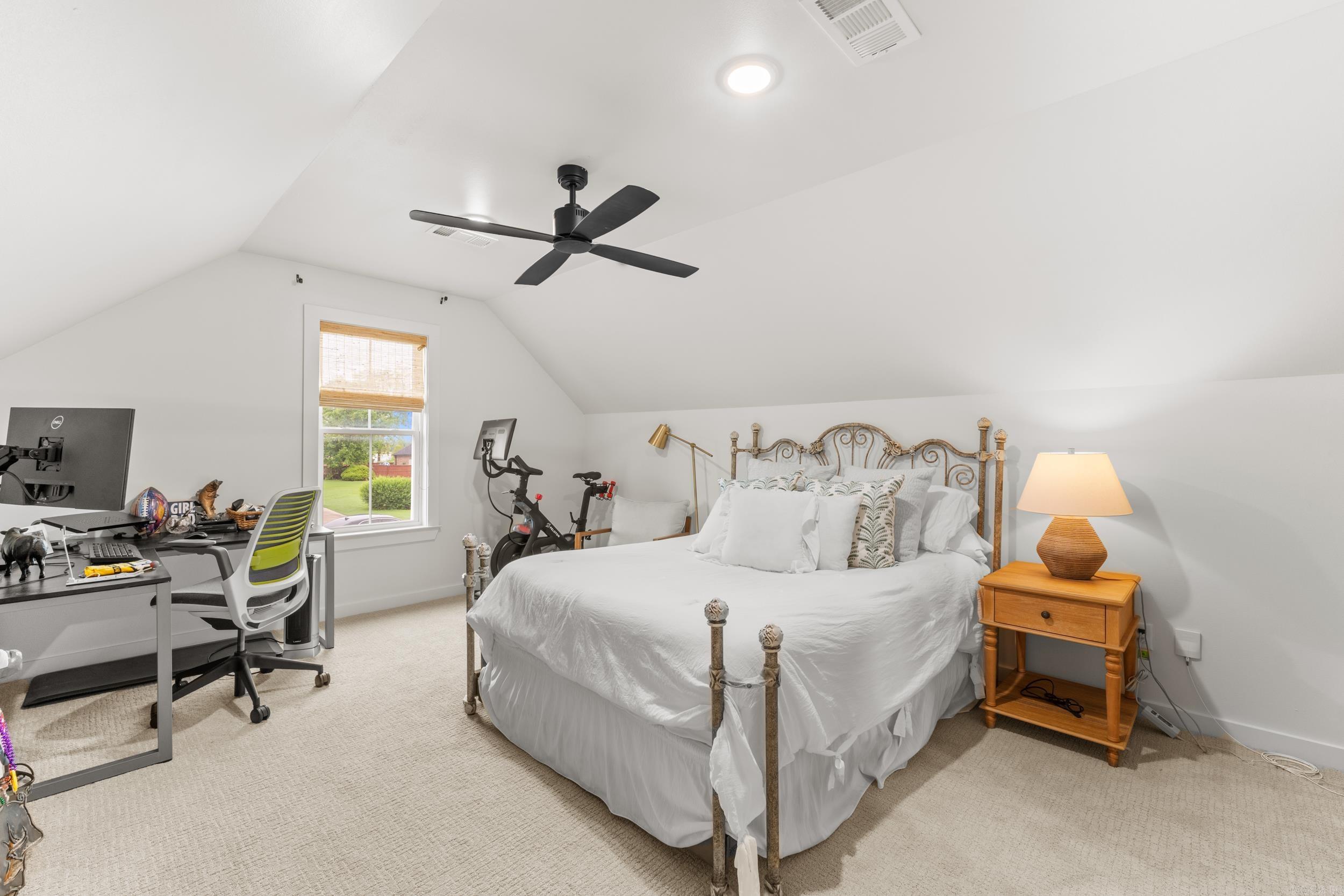 11 River Circle