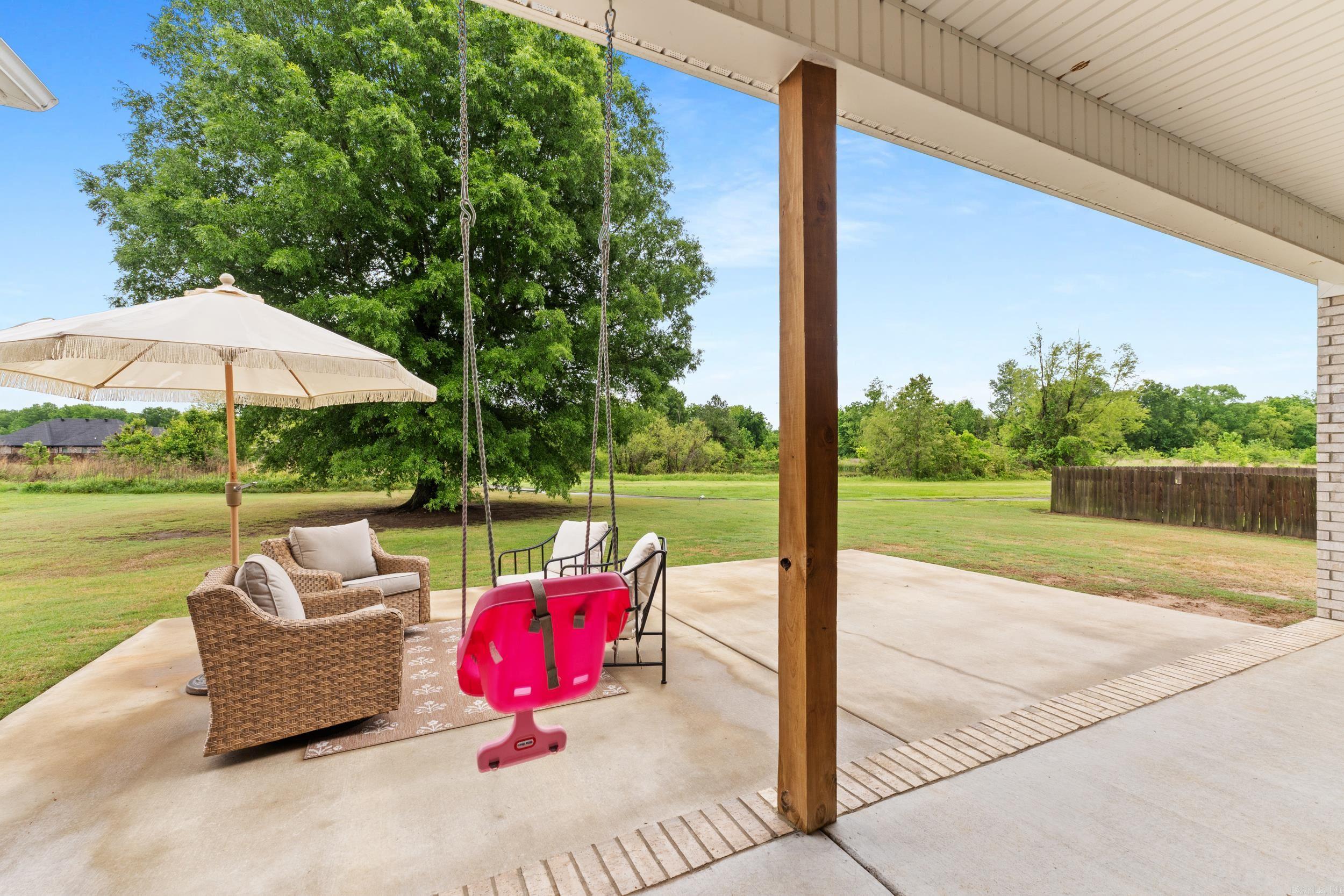 11 River Circle