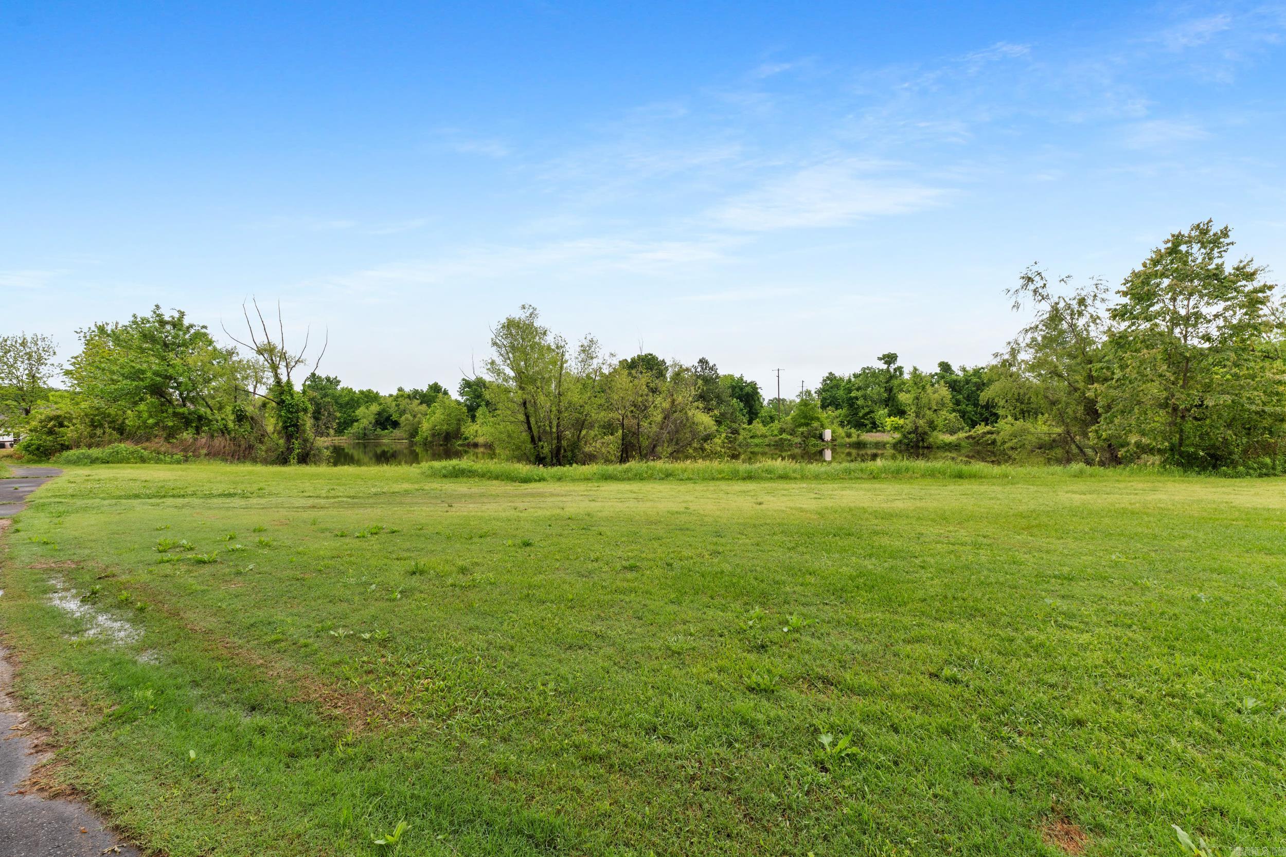 11 River Circle