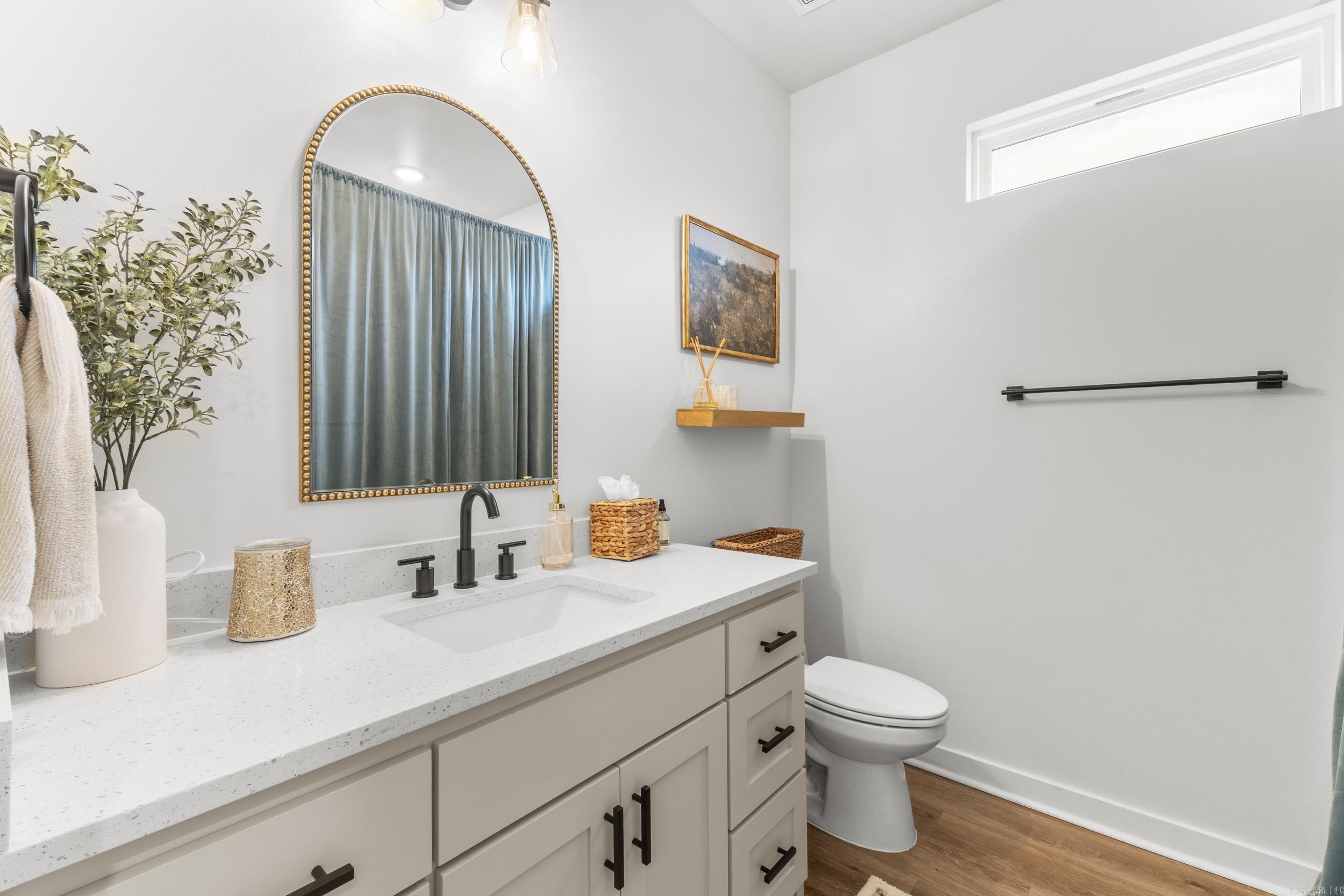 11 River Circle