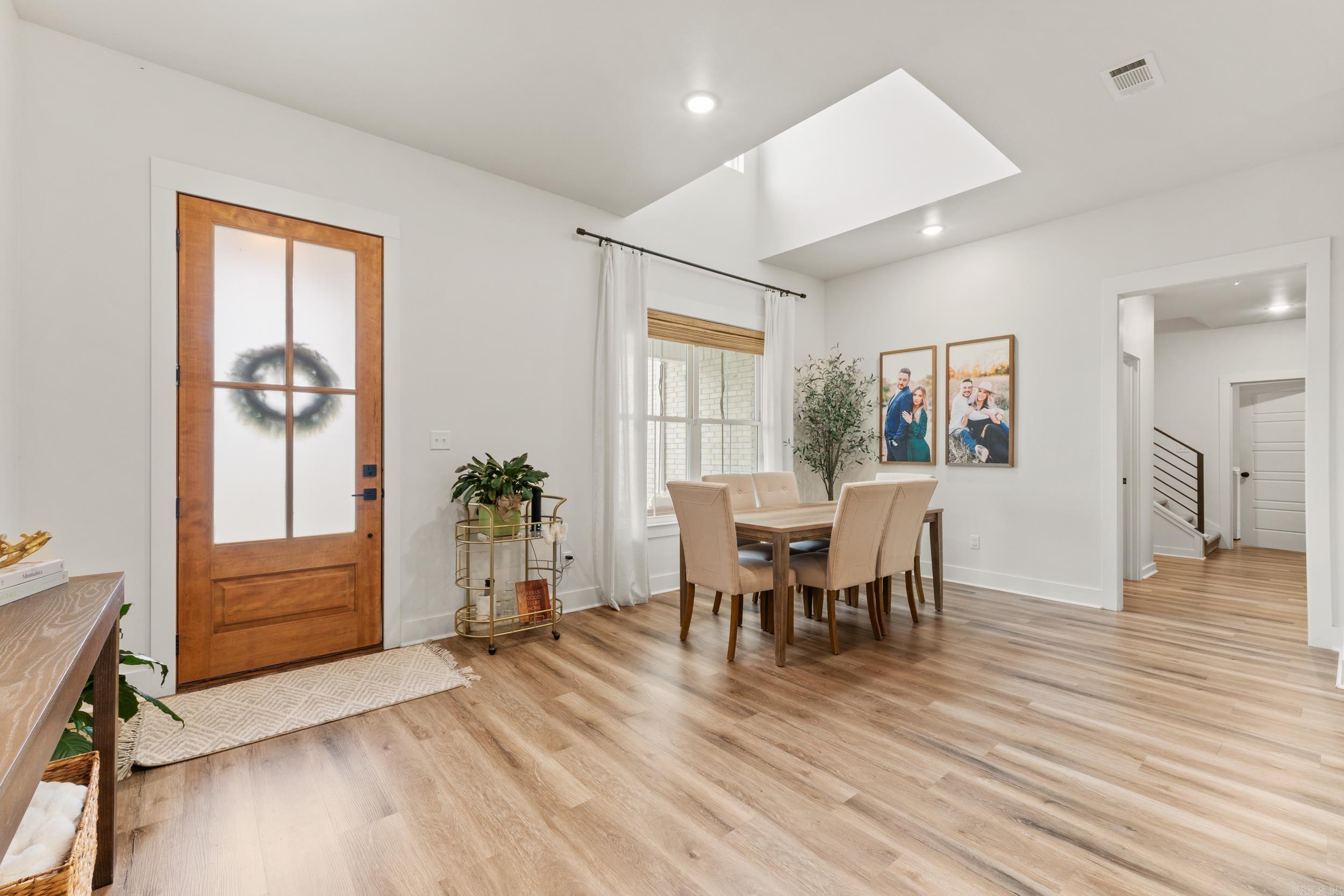 11 River Circle