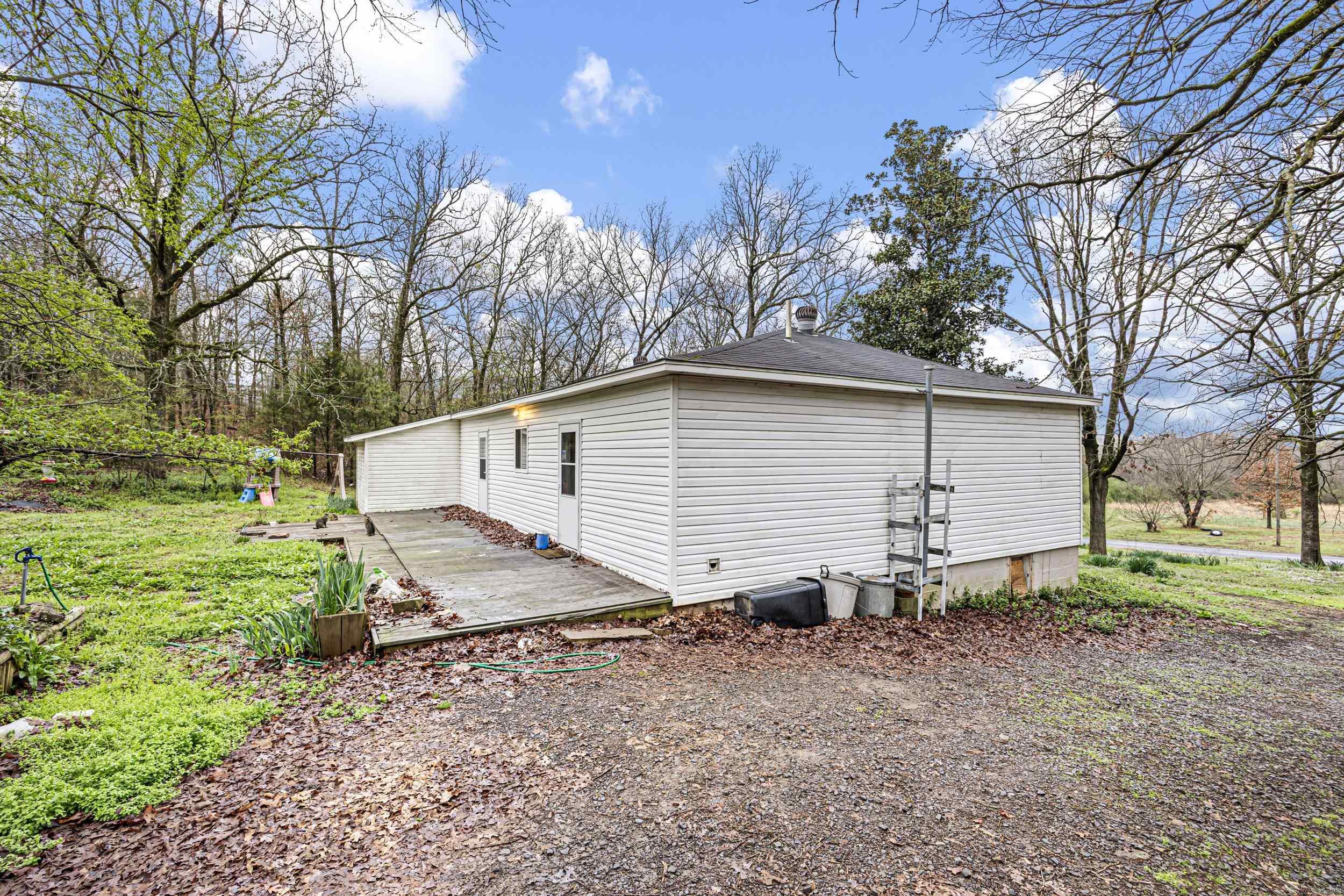 1068 County Road 2035