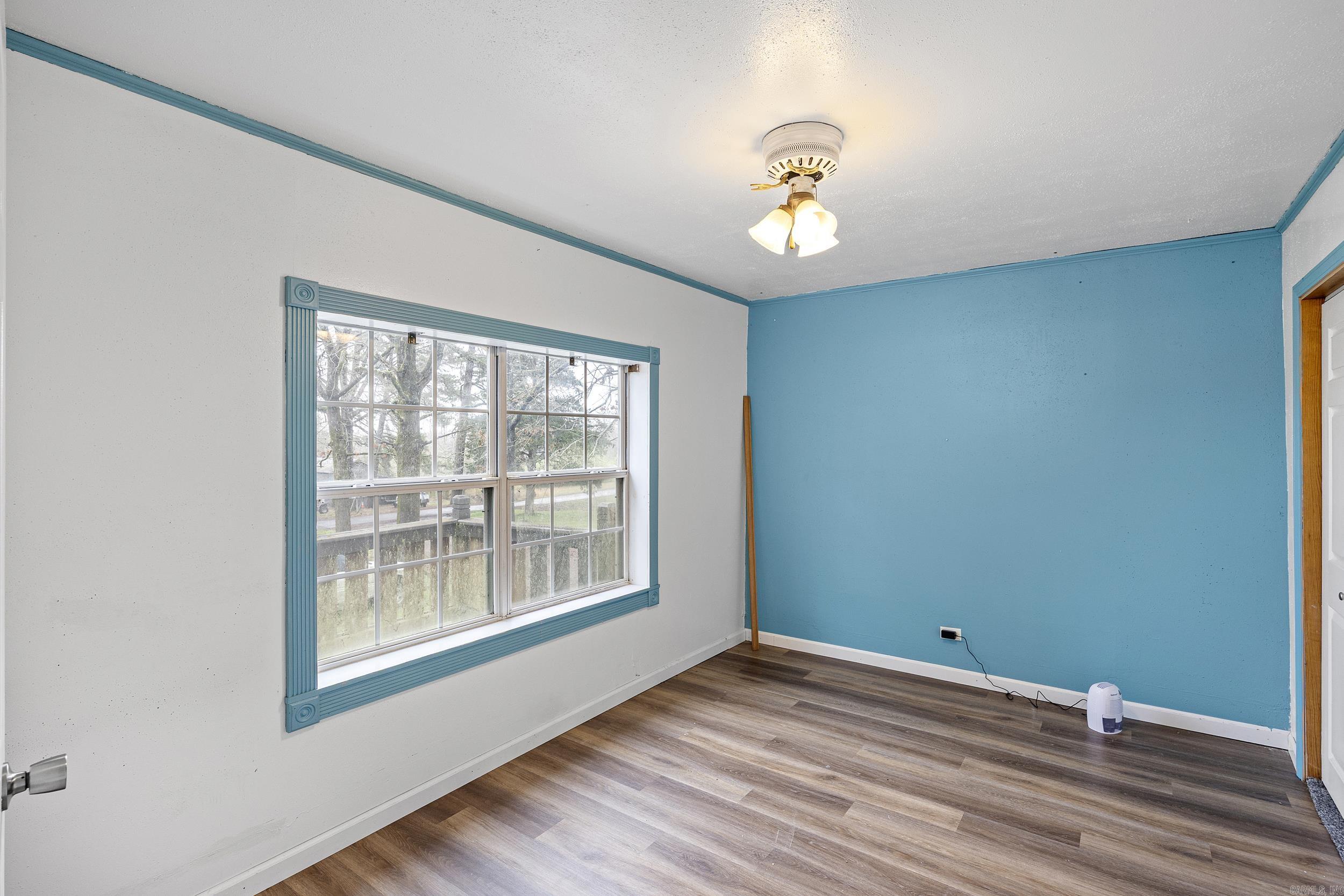 1068 County Road 2035
