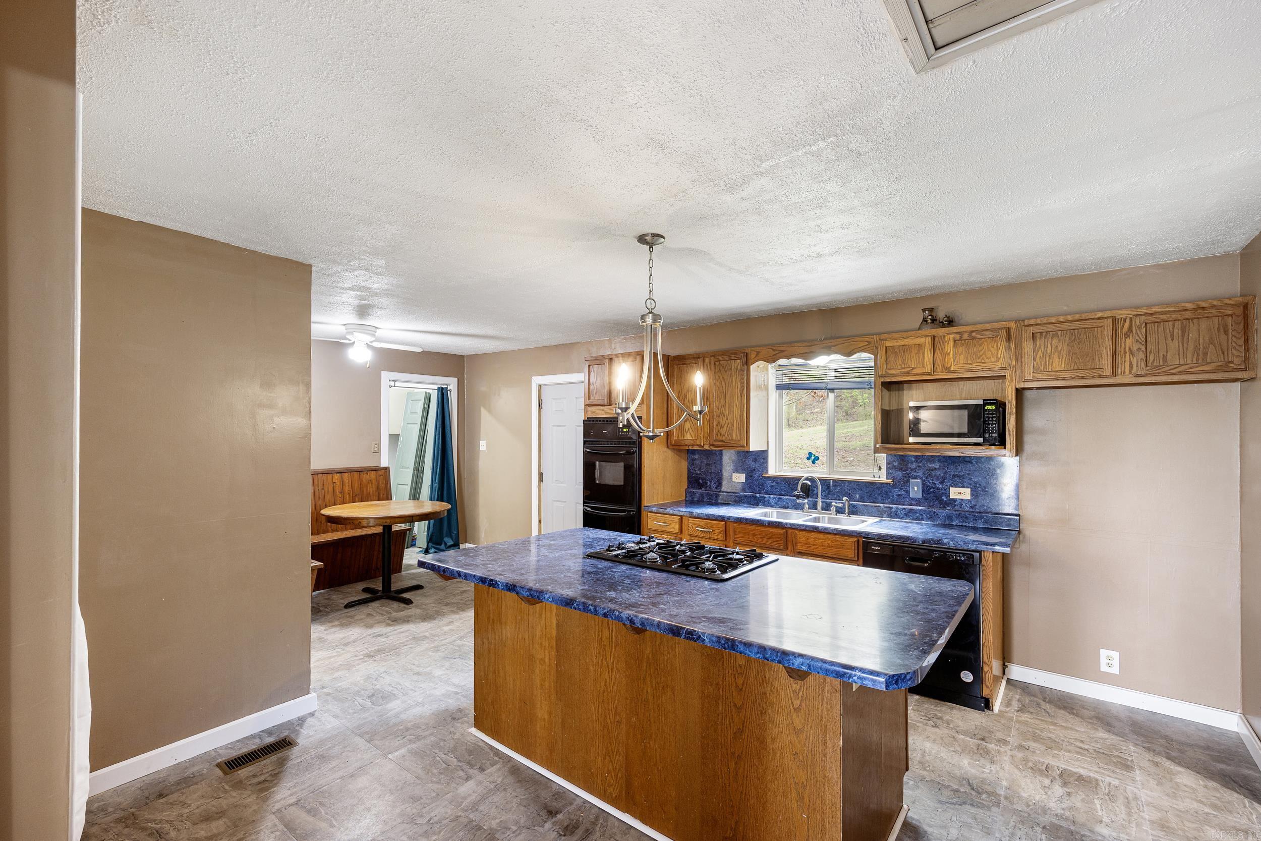1068 County Road 2035