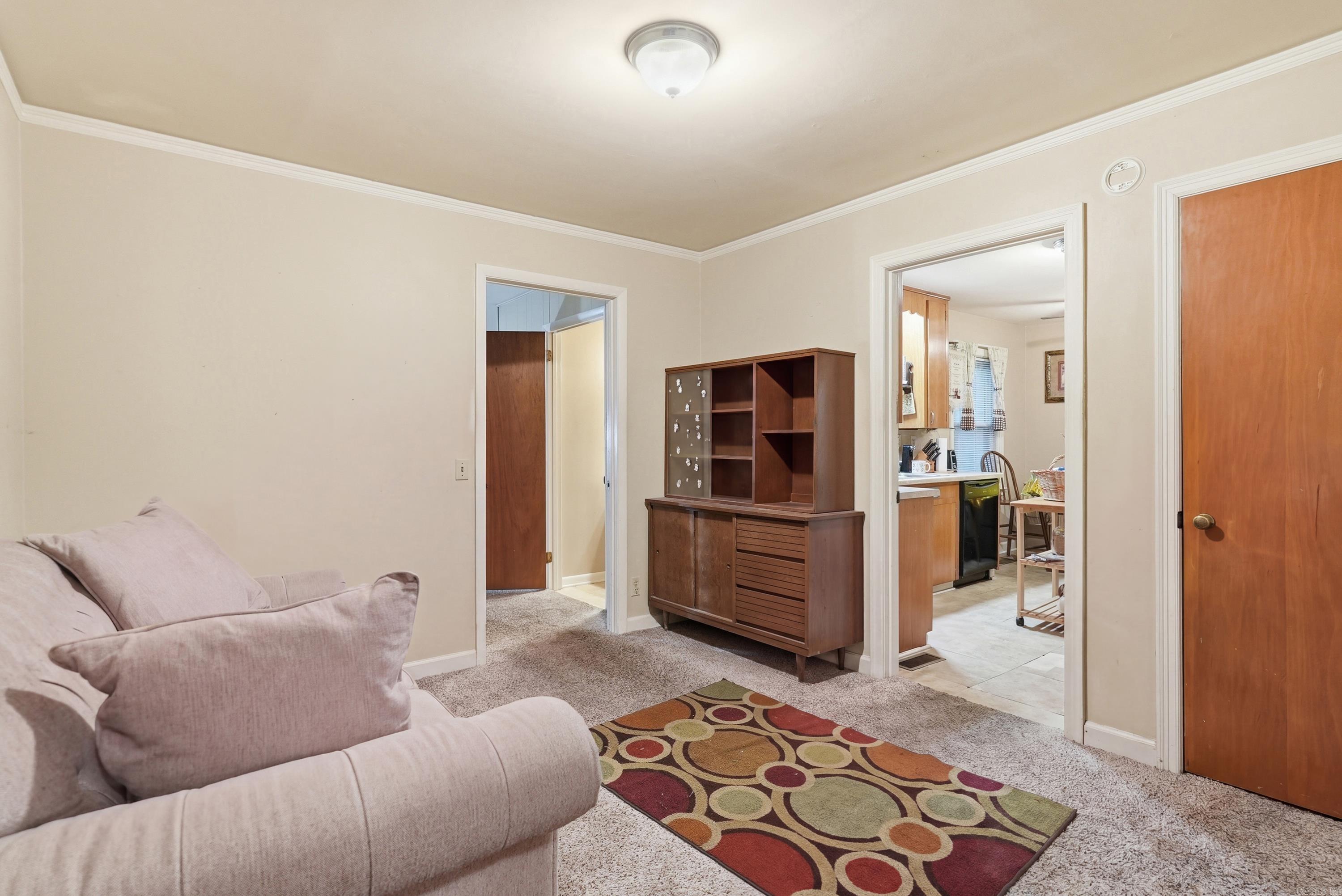 212 W J Avenue
