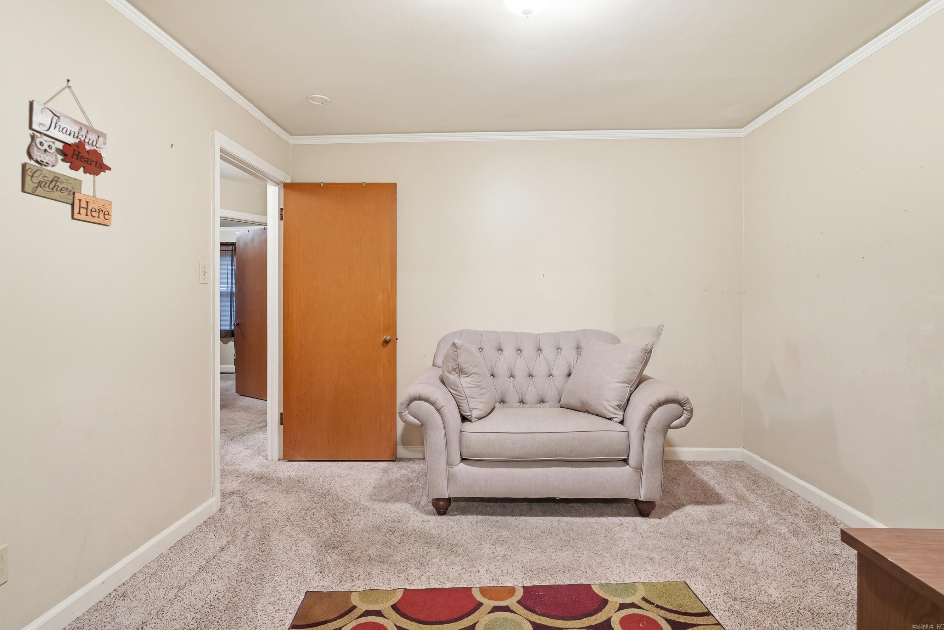 212 W J Avenue