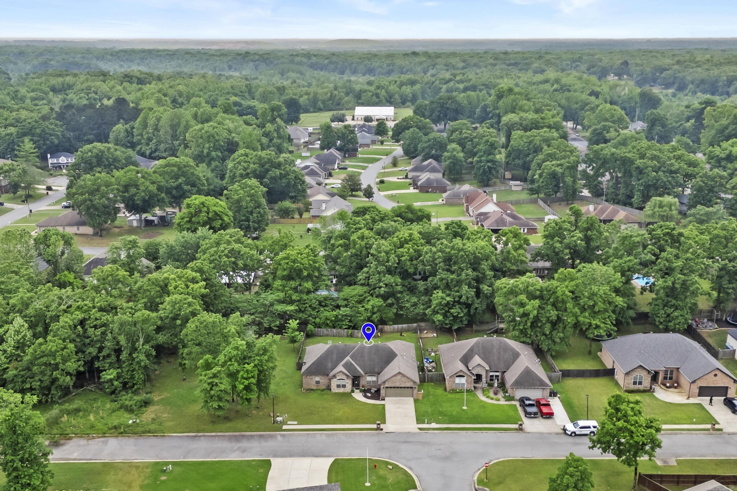 196 Forest Oak Drive