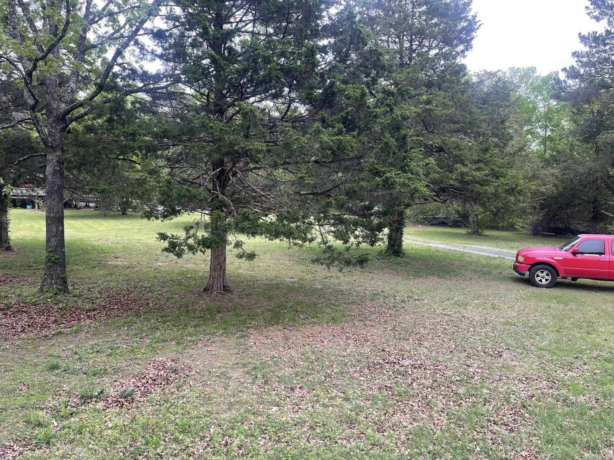 3076 Greers Ferry Rd