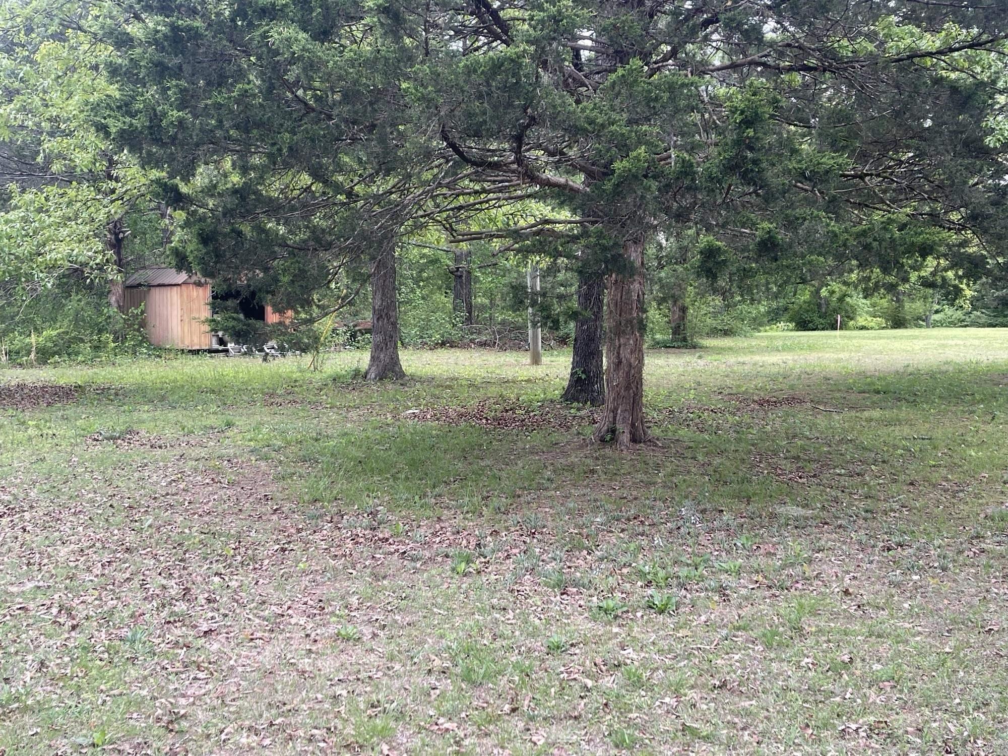 3076 Greers Ferry Rd