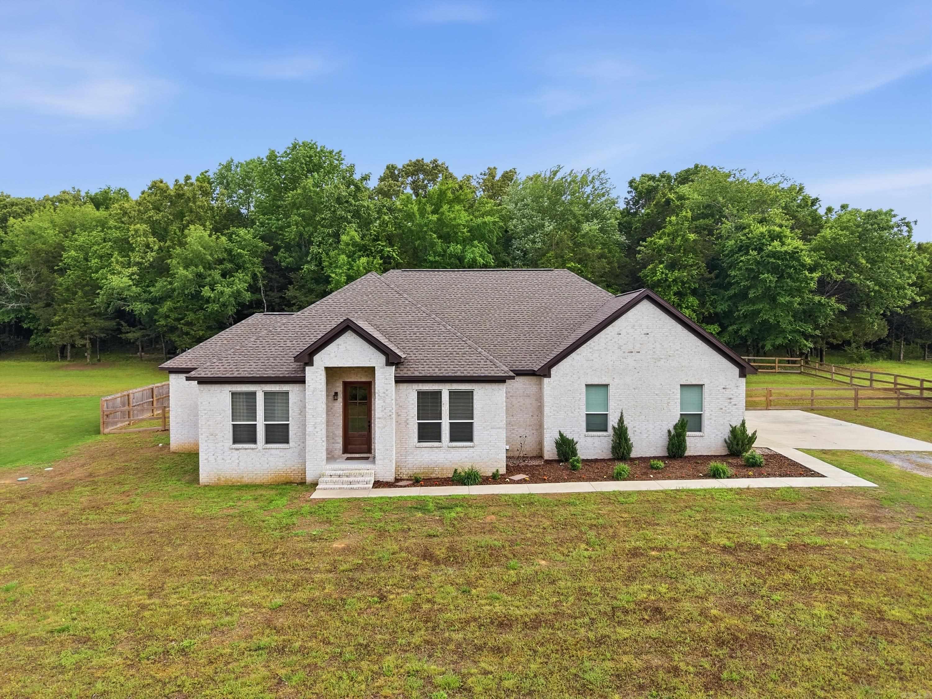 8 Diamond Ice Ln