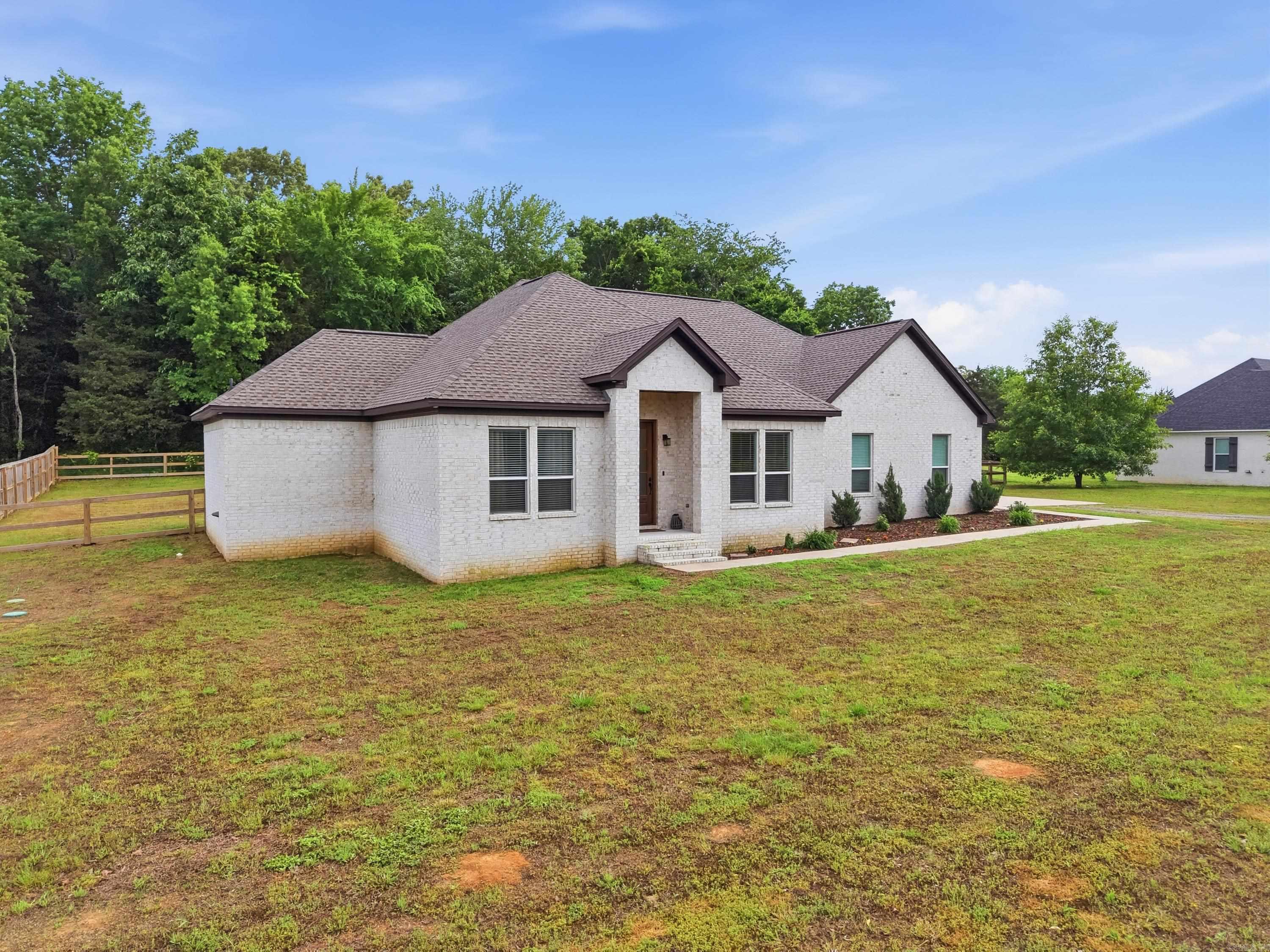 8 Diamond Ice Ln