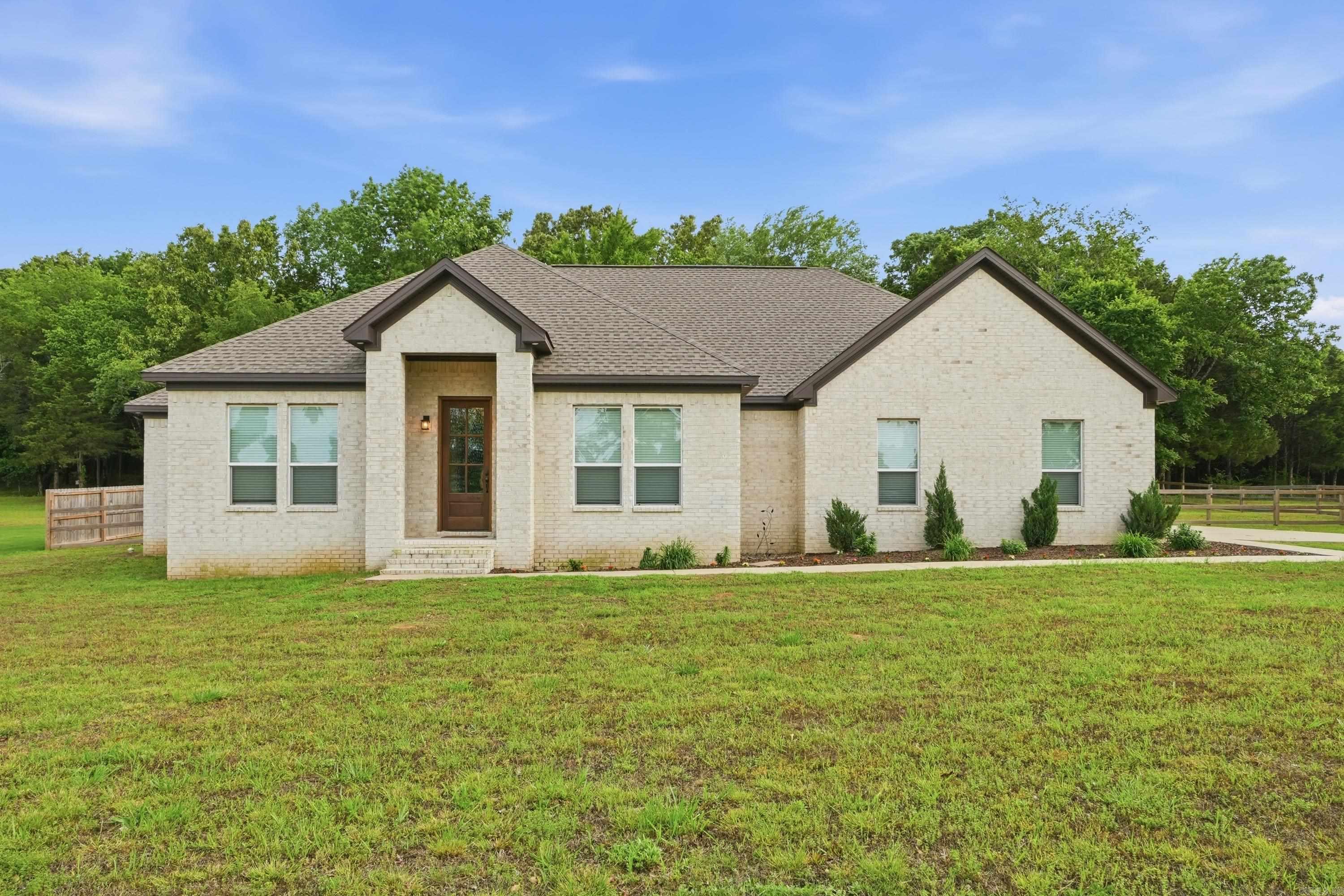 8 Diamond Ice Ln