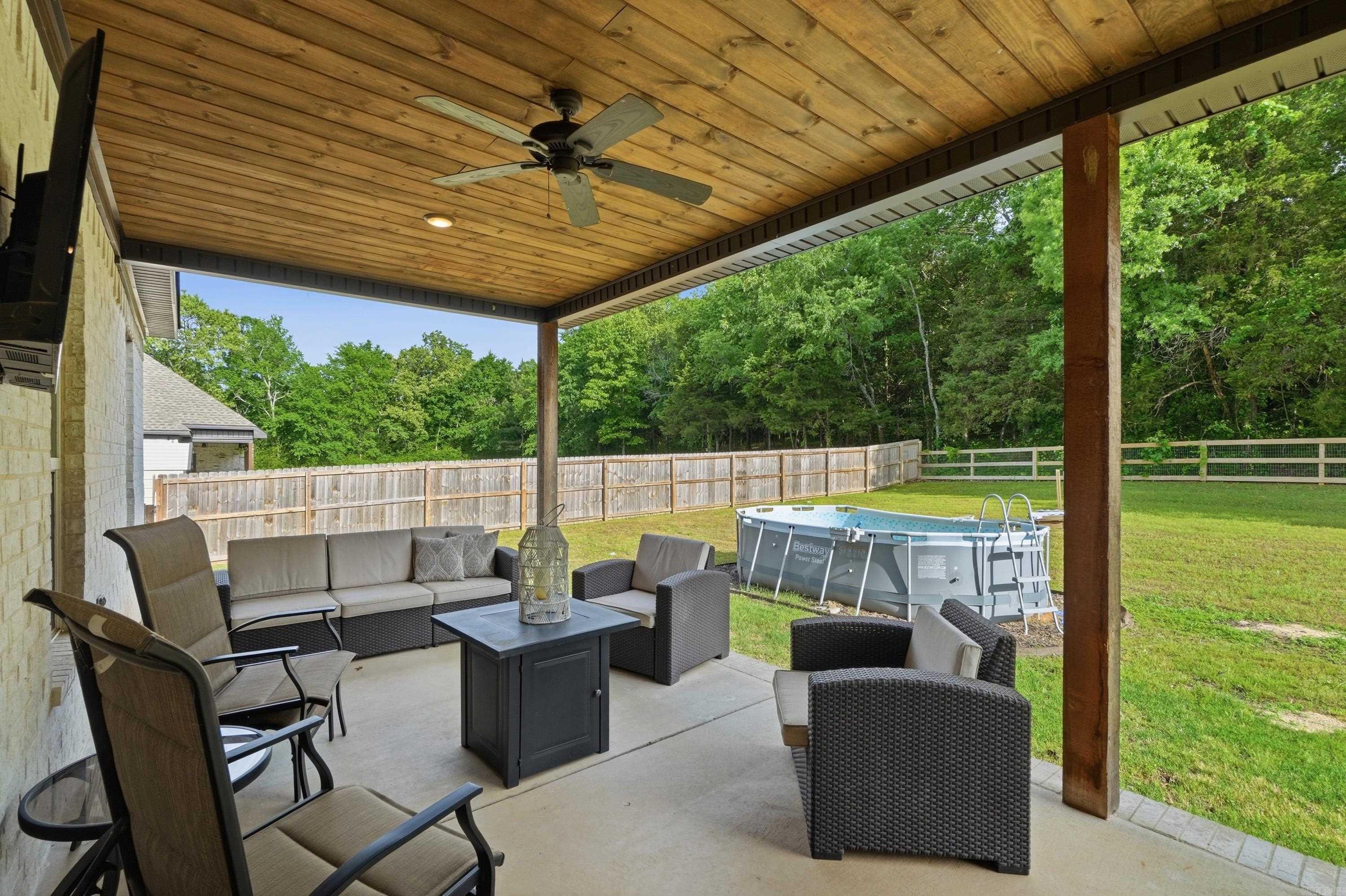 8 Diamond Ice Ln