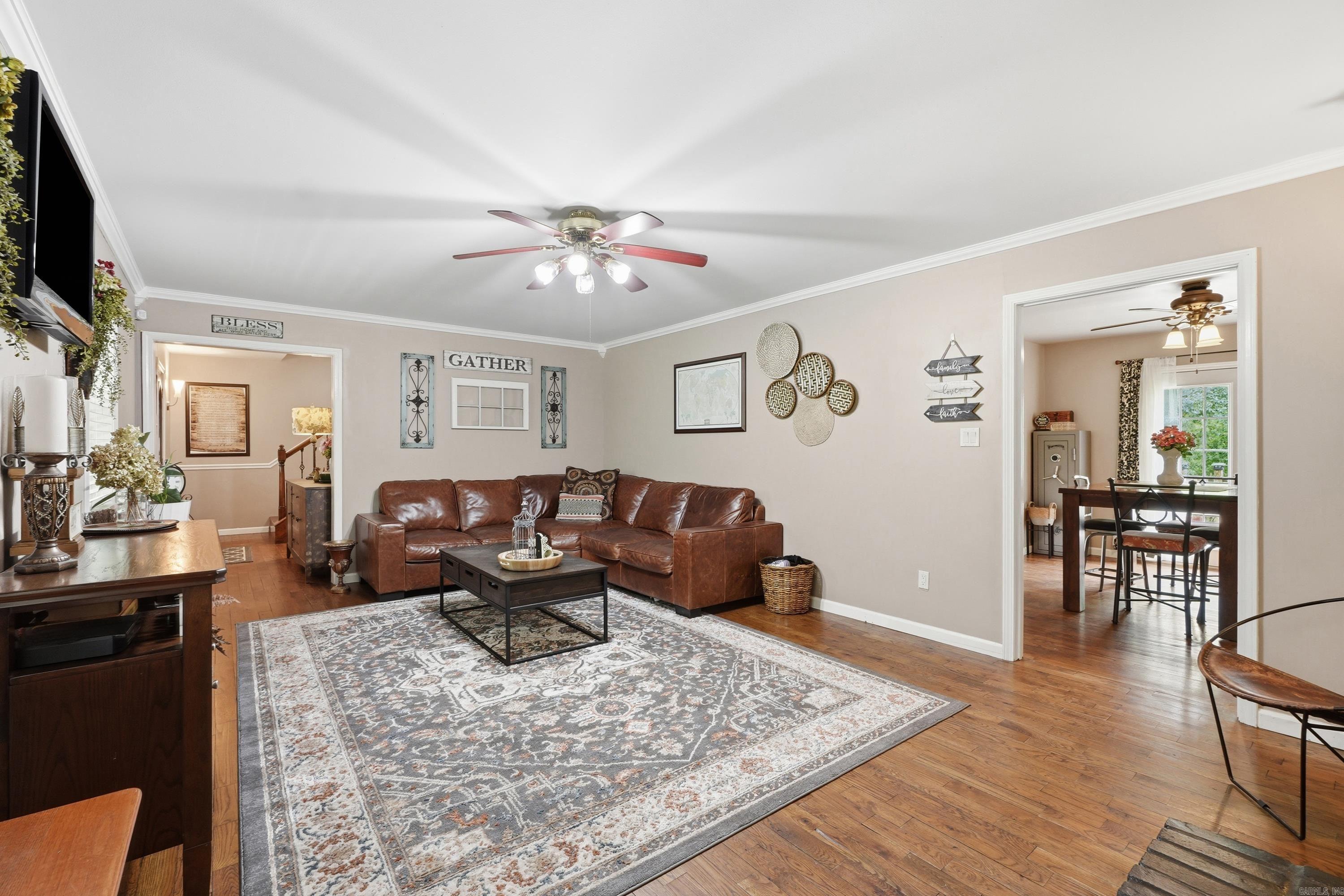 9010 Josanne Lane